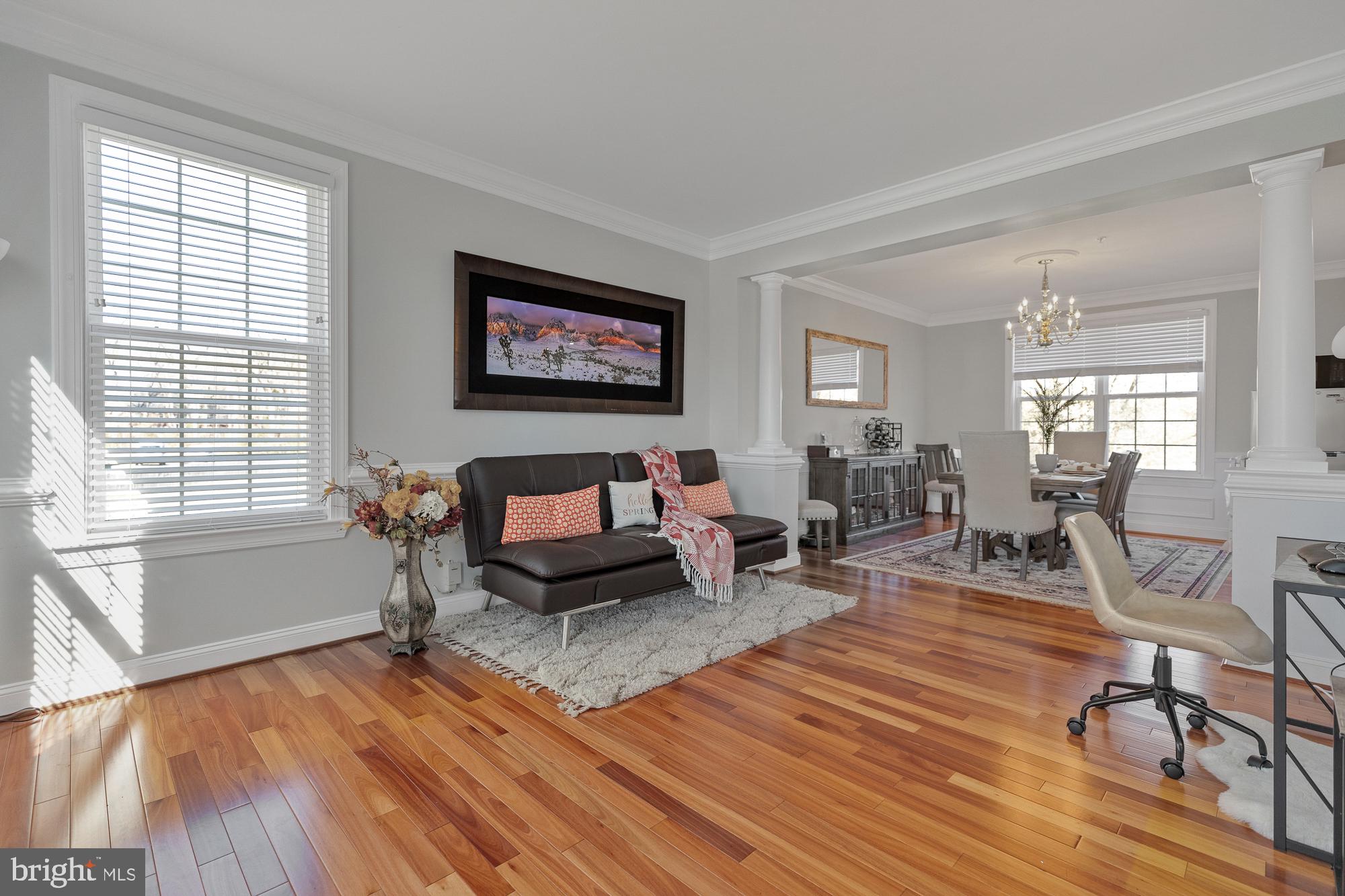 STRAWBERRY GLENN - Residential