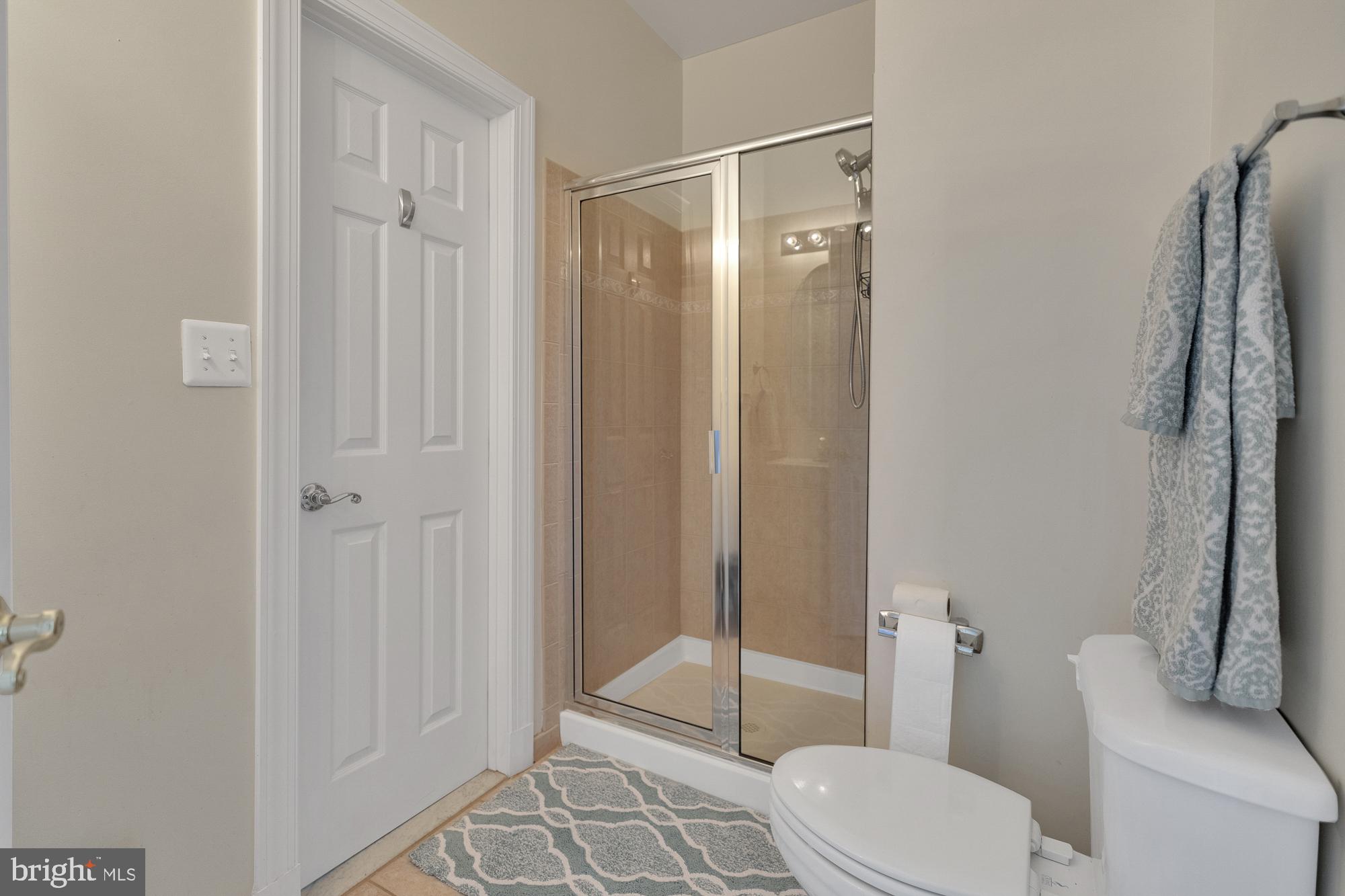 STRAWBERRY GLENN - Residential