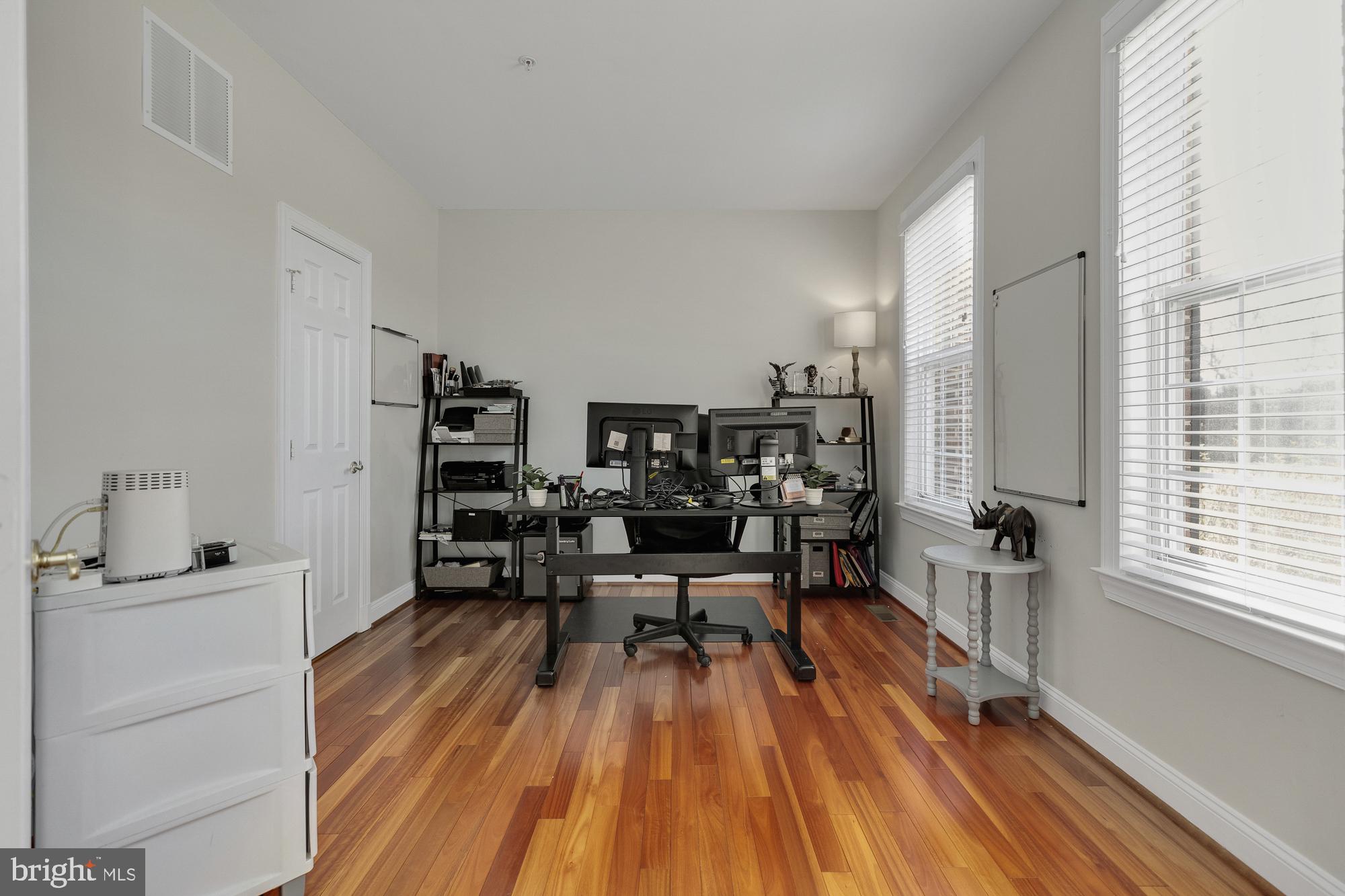 STRAWBERRY GLENN - Residential