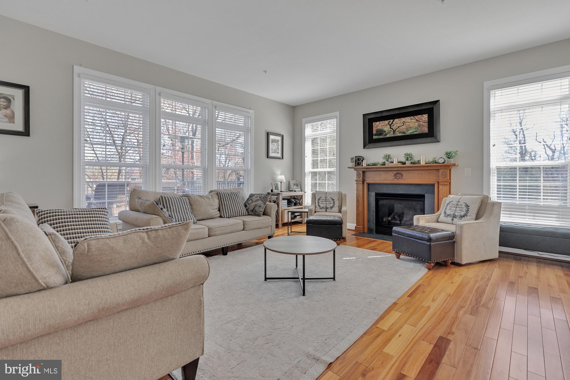 STRAWBERRY GLENN - Residential