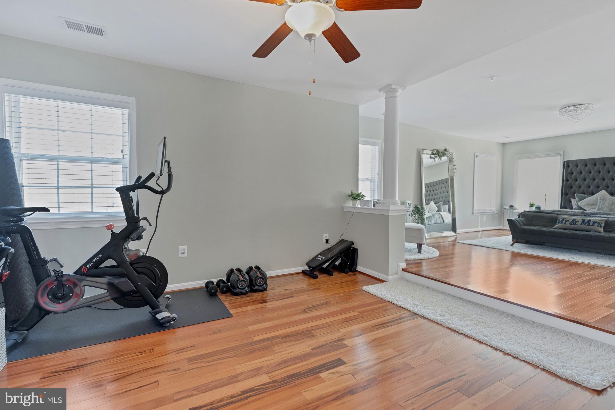 STRAWBERRY GLENN - Residential