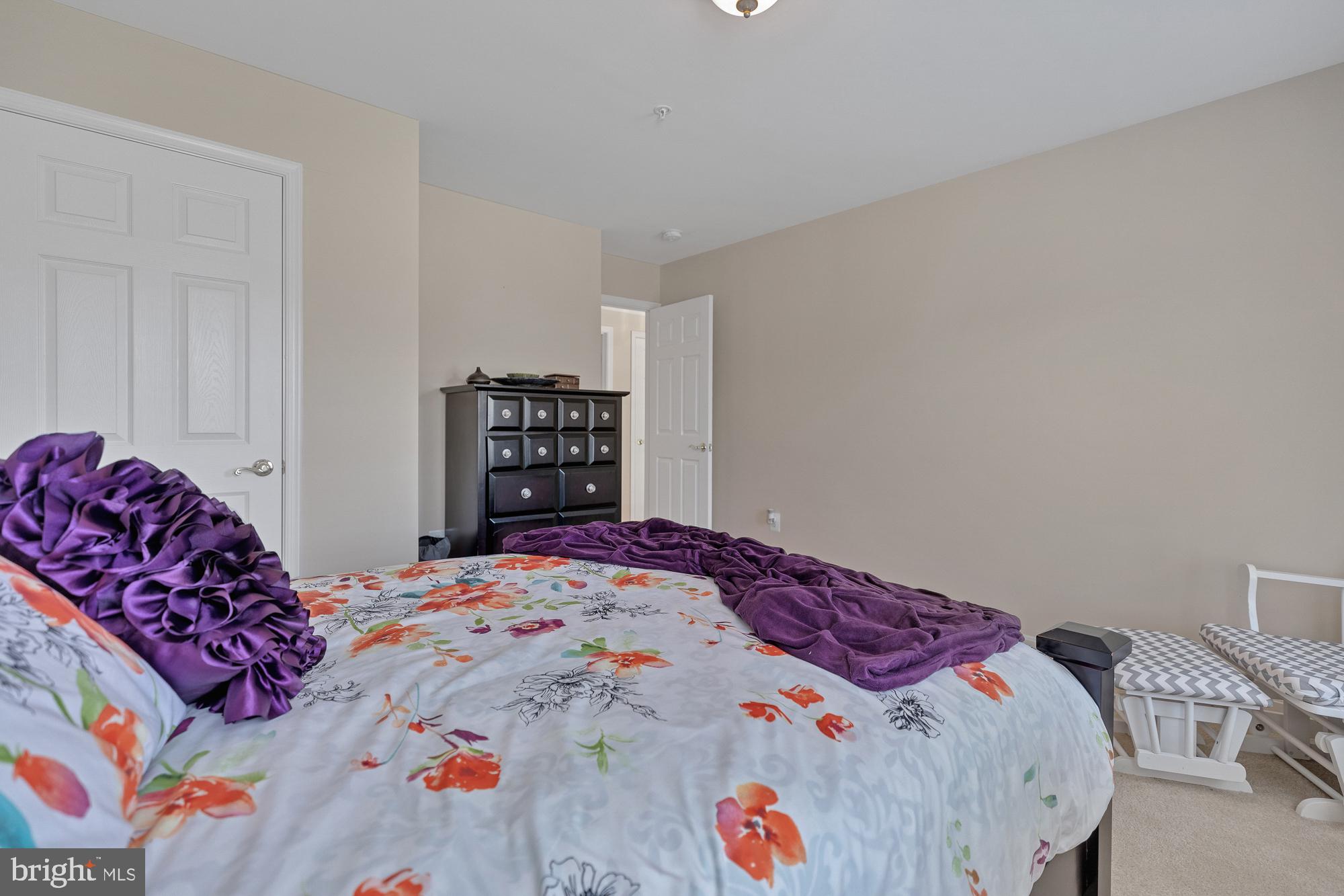 STRAWBERRY GLENN - Residential