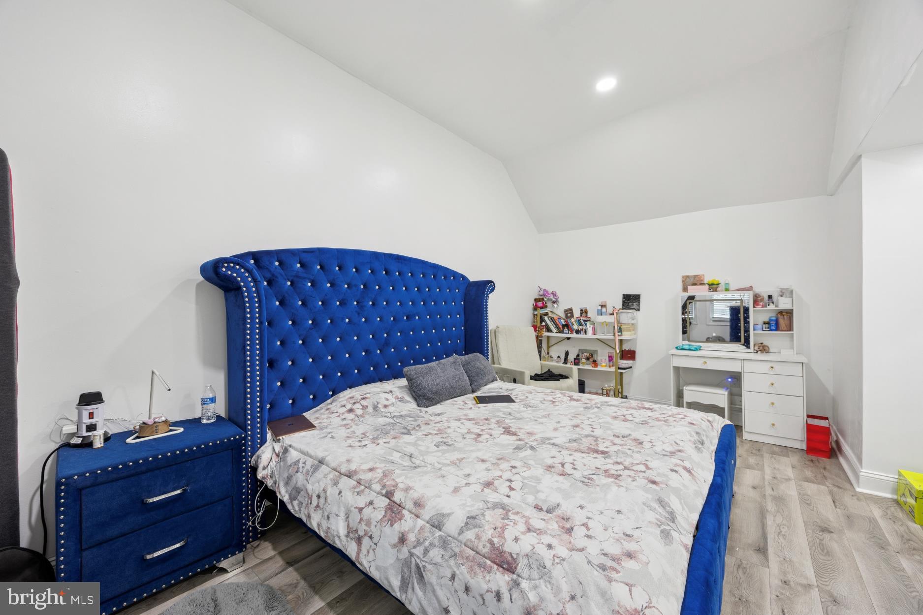 BRISTOL - Residential