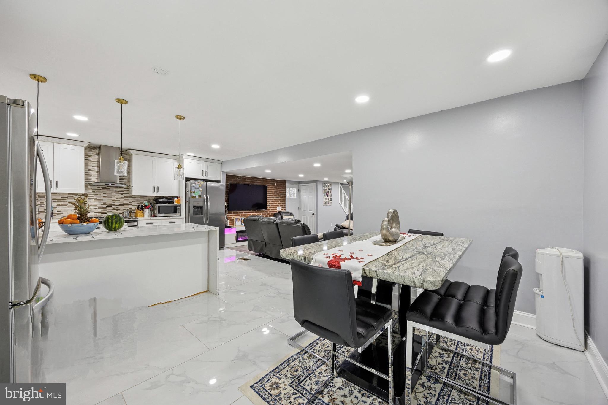 BRISTOL - Residential