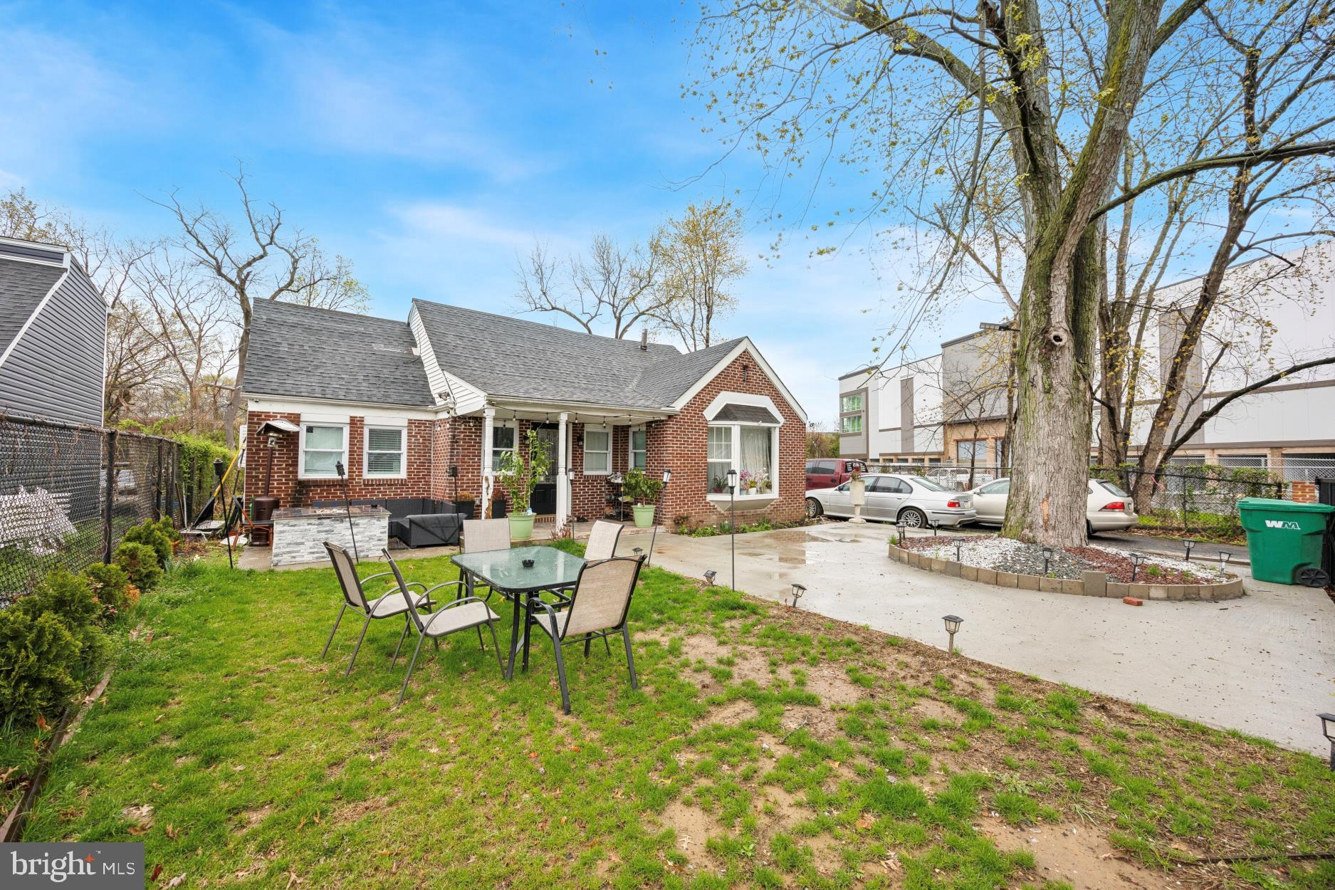 BRISTOL - Residential