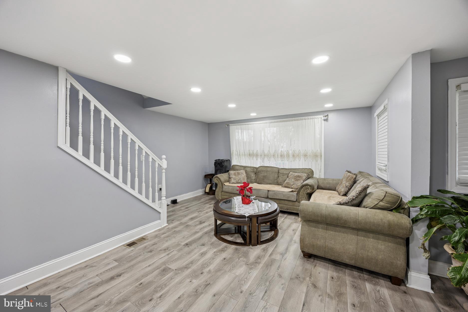 BRISTOL - Residential