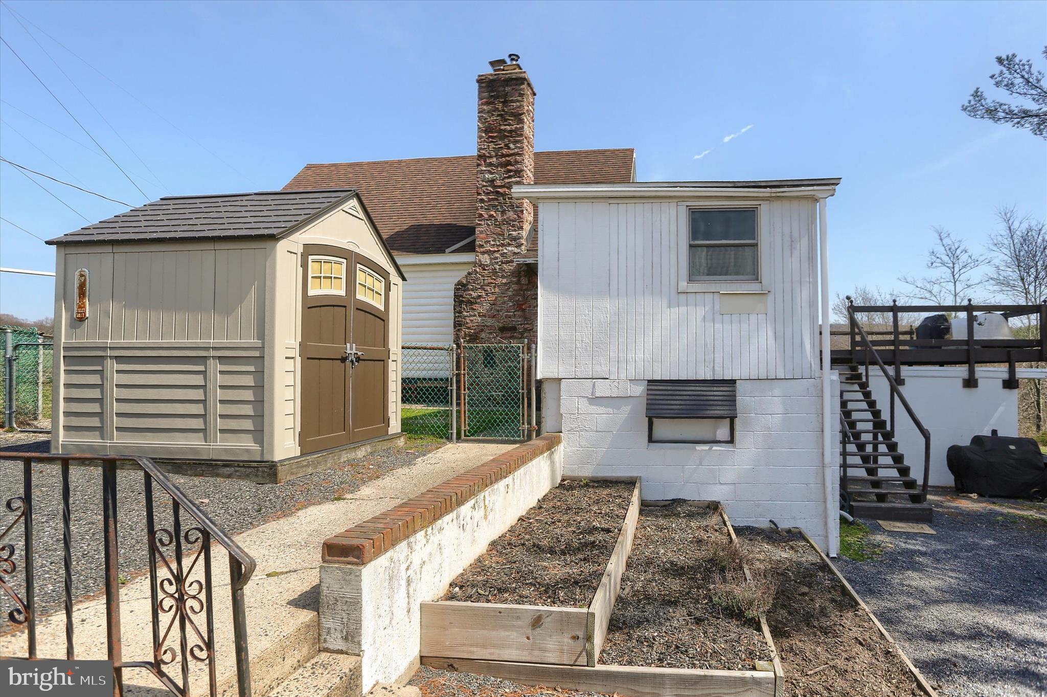 BARNESVILLE - Residential