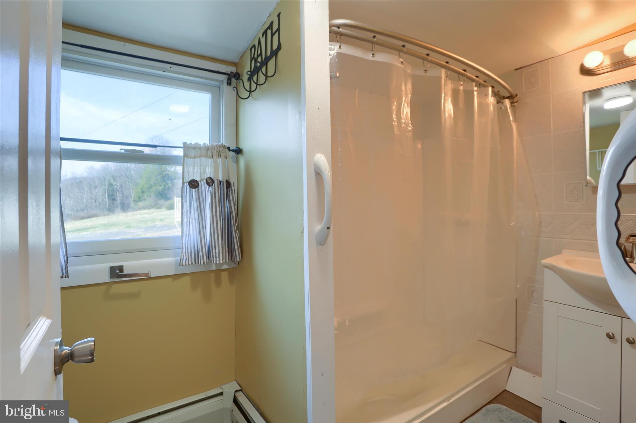 BARNESVILLE - Residential