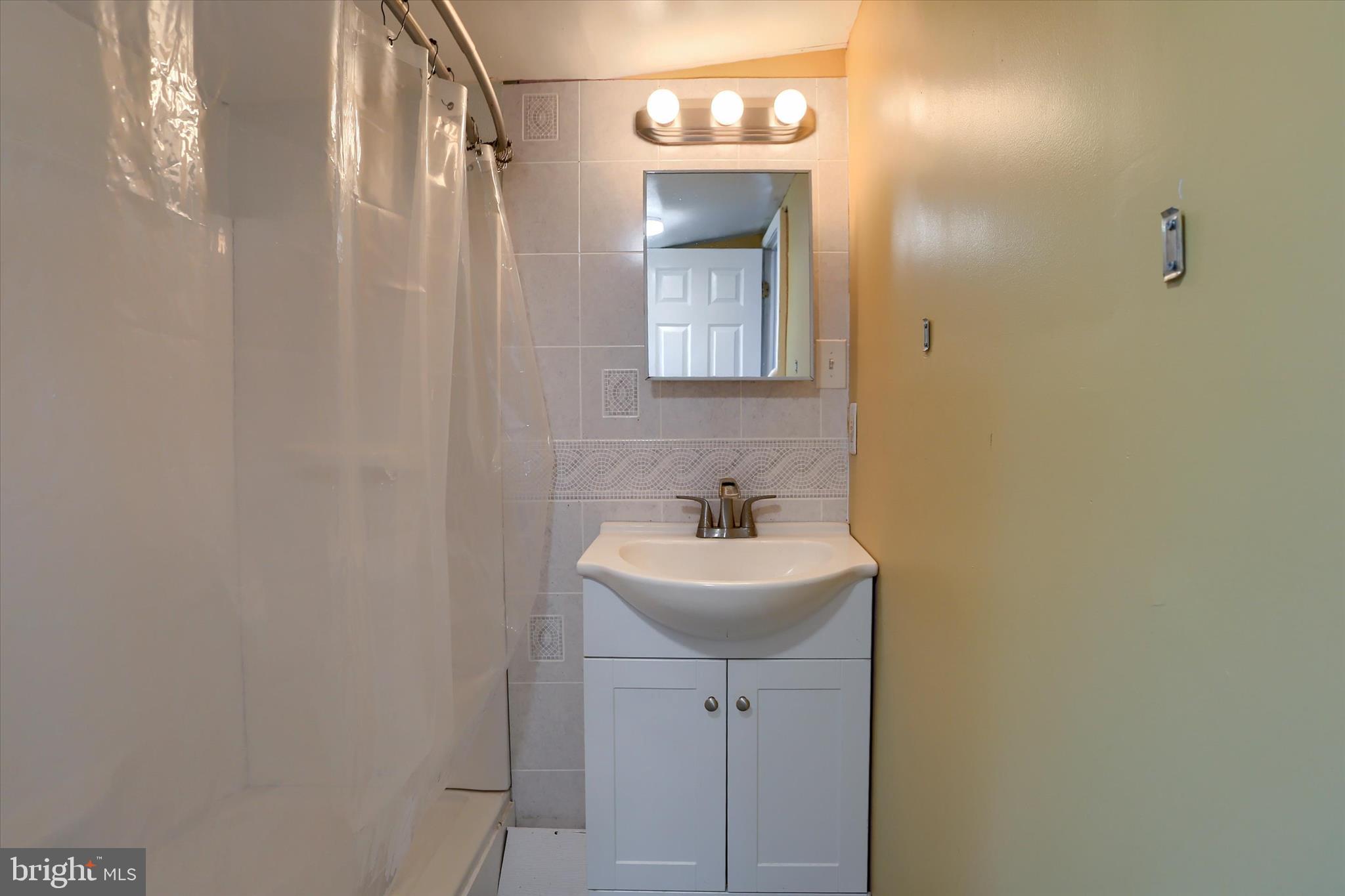 BARNESVILLE - Residential