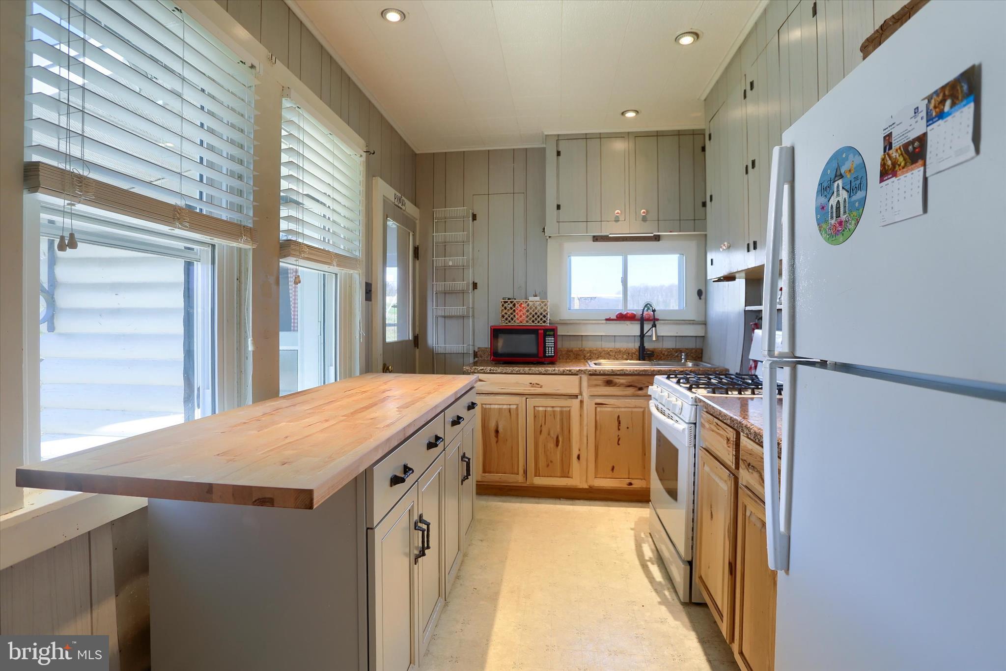 BARNESVILLE - Residential