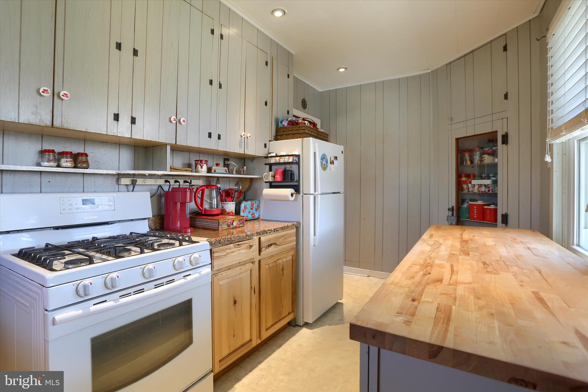 BARNESVILLE - Residential