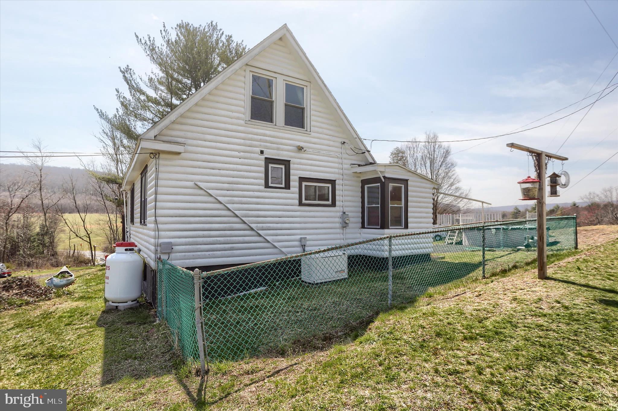 BARNESVILLE - Residential