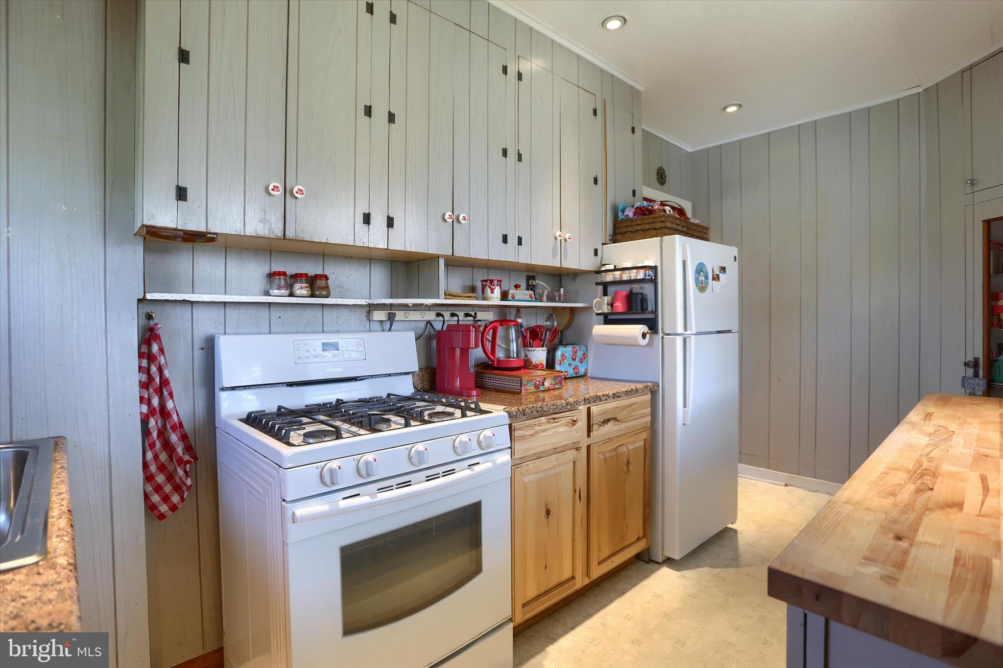 BARNESVILLE - Residential