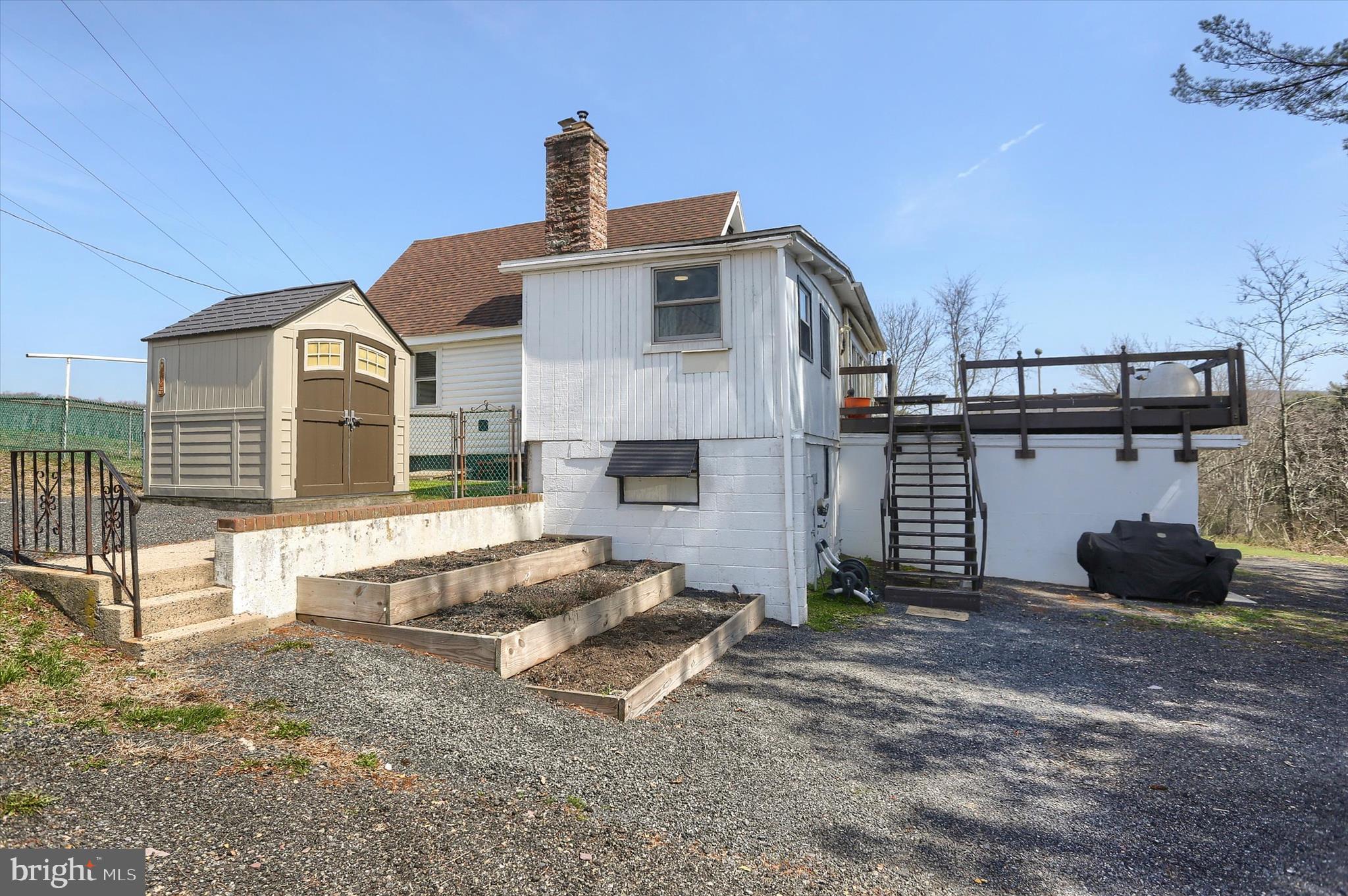 BARNESVILLE - Residential