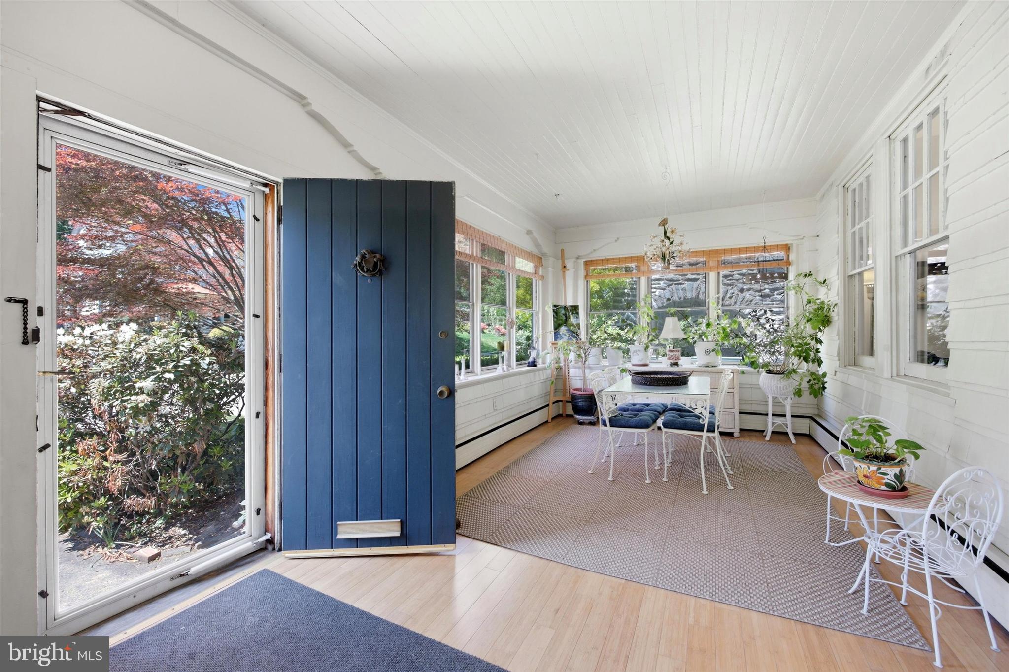 ELKINS PARK - Residential