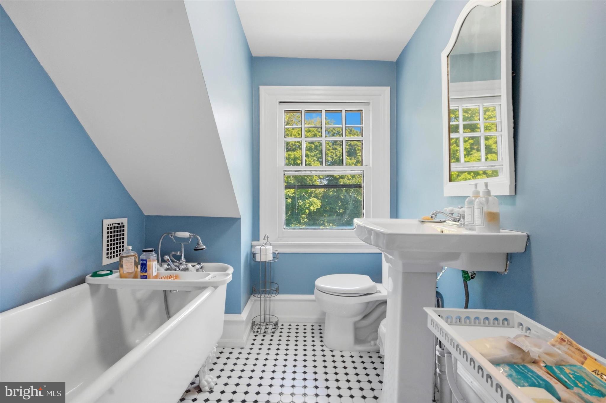 ELKINS PARK - Residential