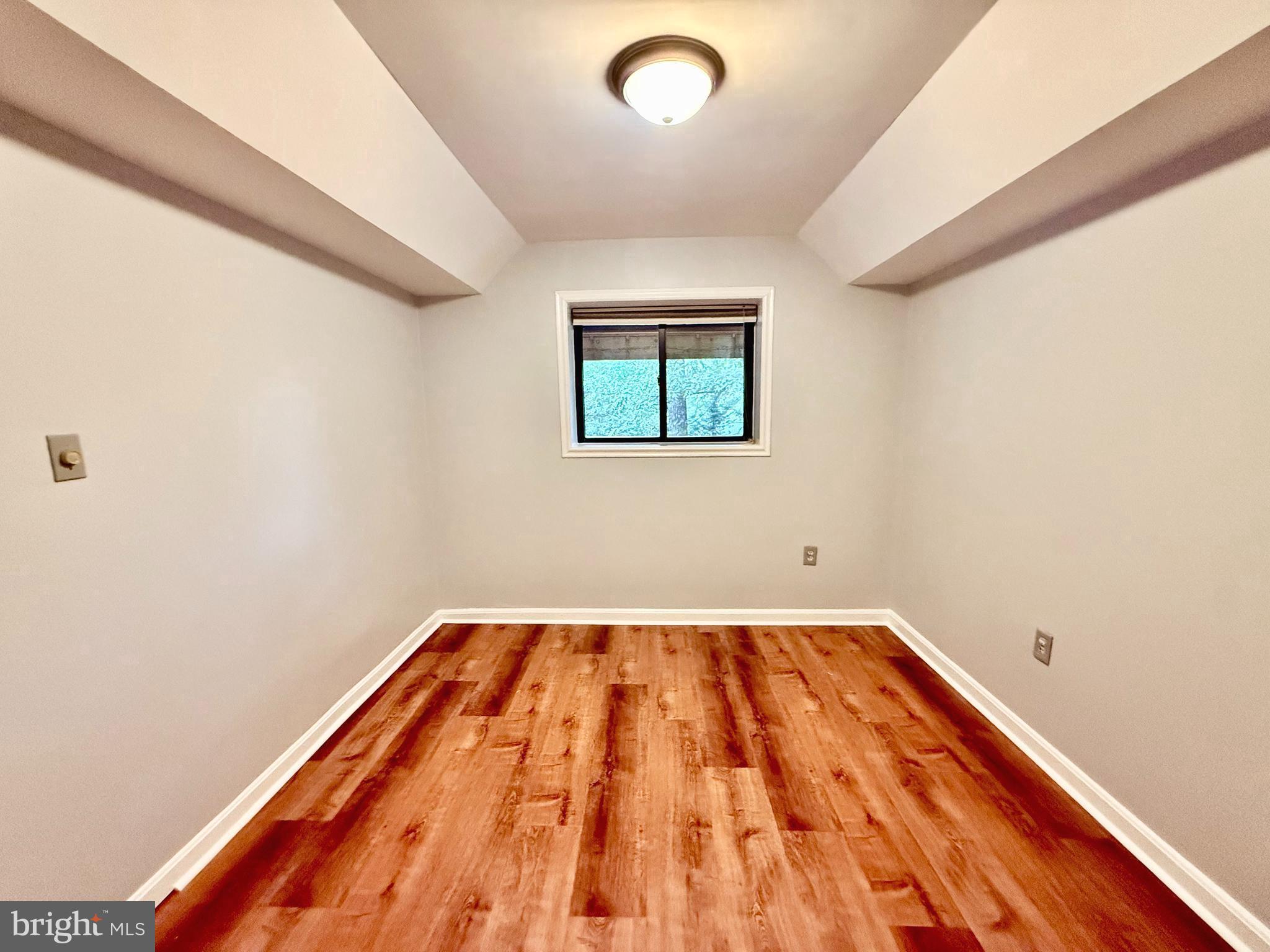 GALLOWS ESTATES - Residential