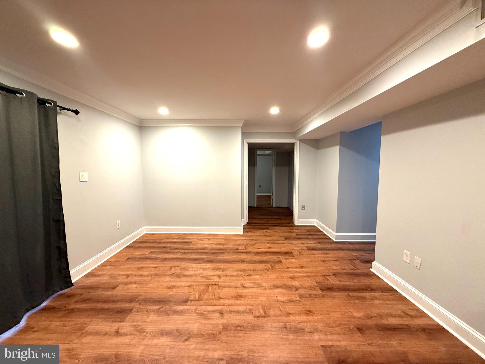 GALLOWS ESTATES - Residential