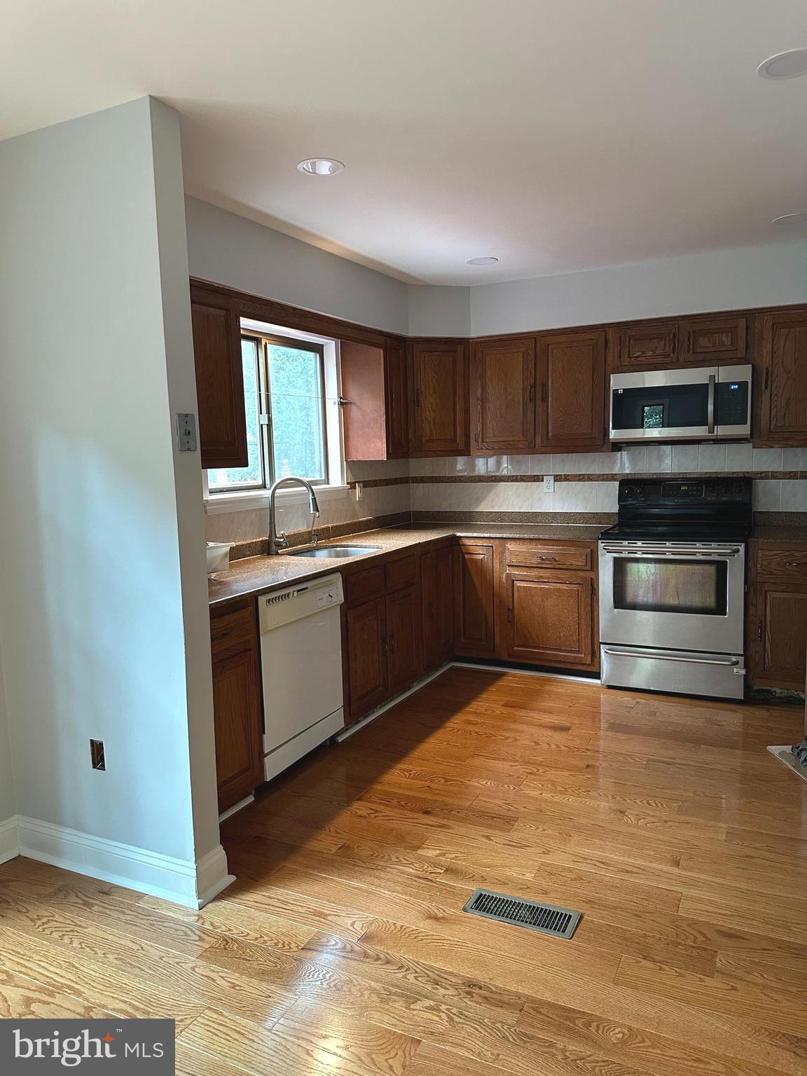 GALLOWS ESTATES - Residential