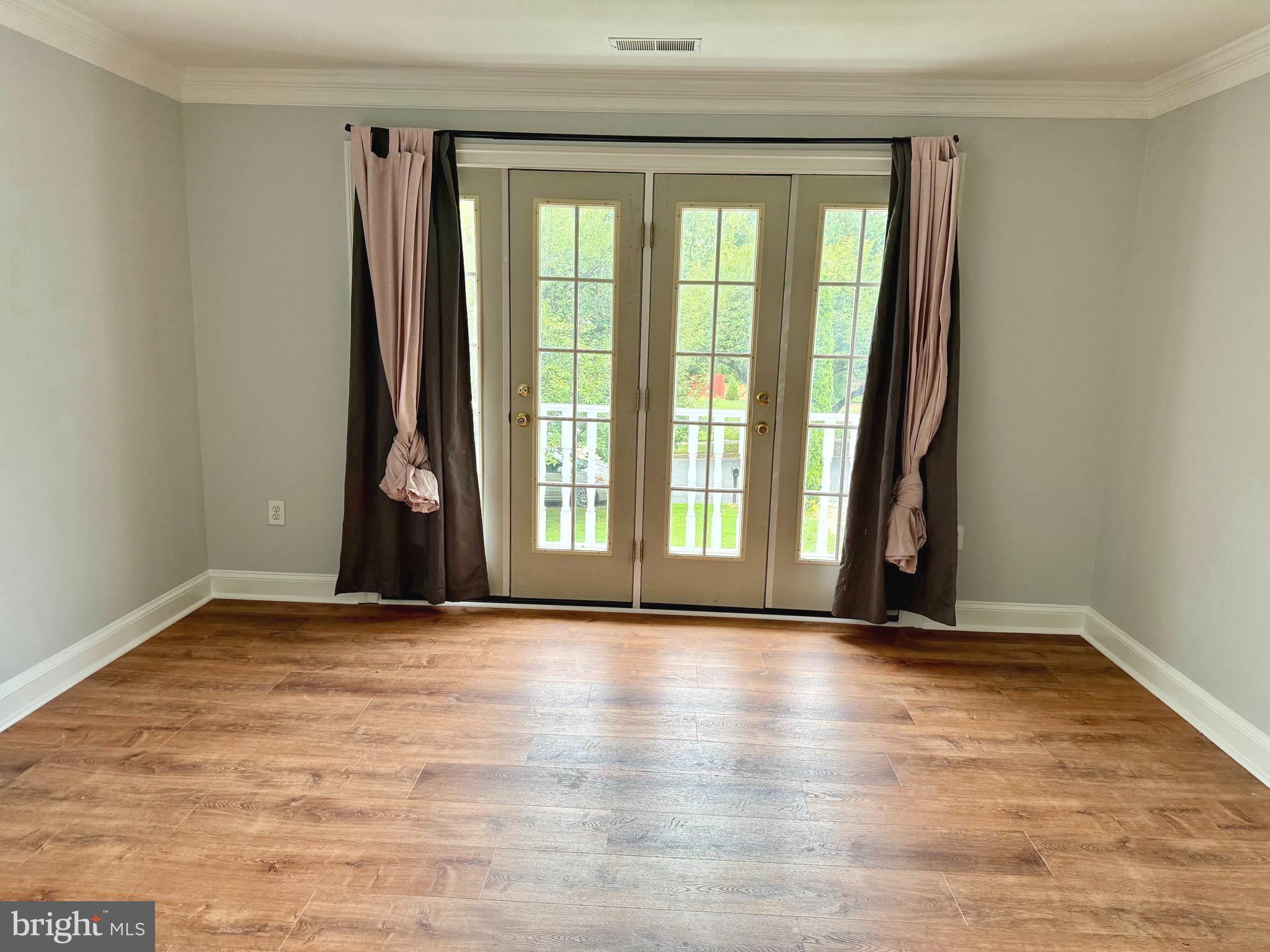 GALLOWS ESTATES - Residential