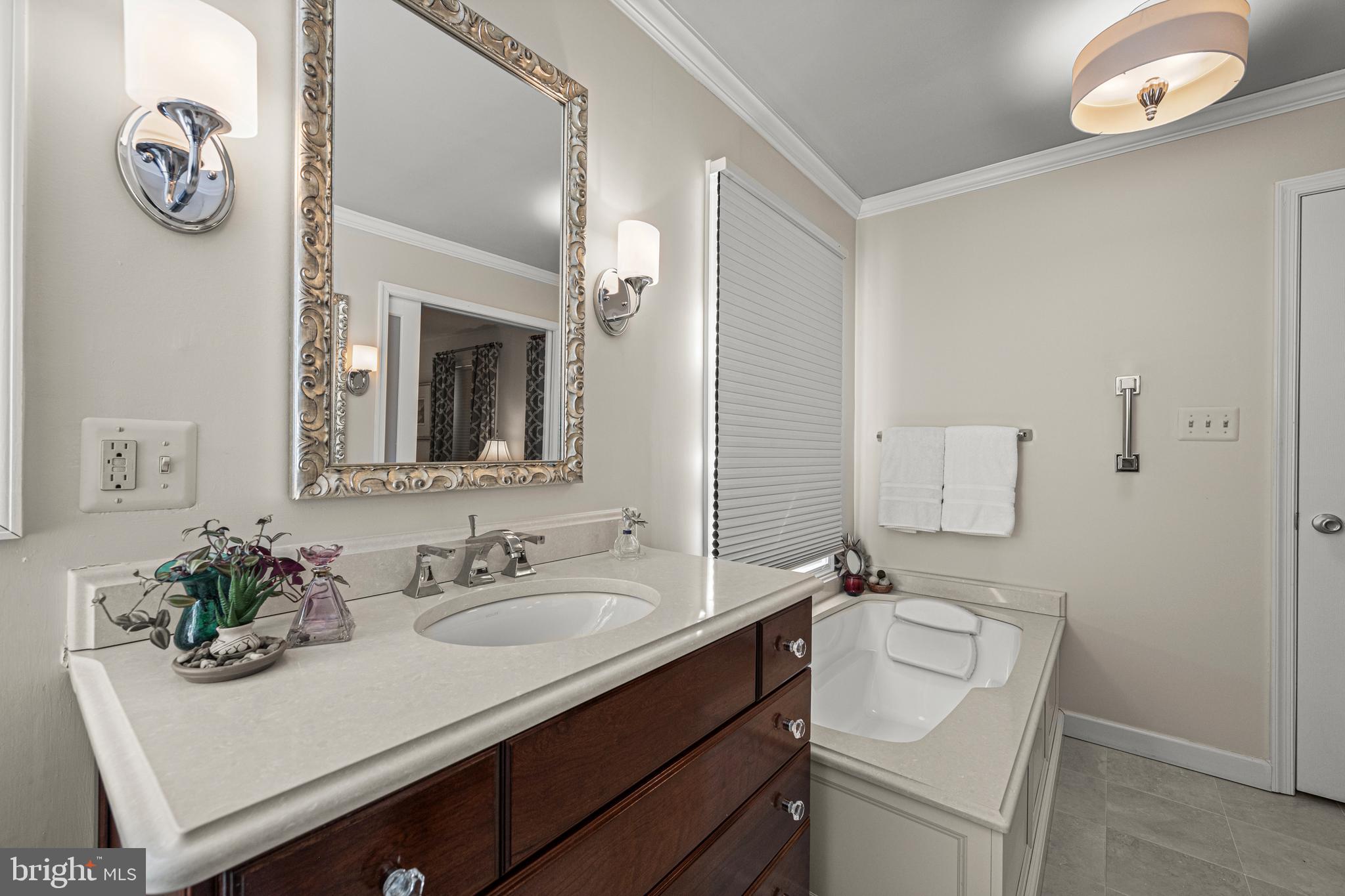 WOODMARK - Residential