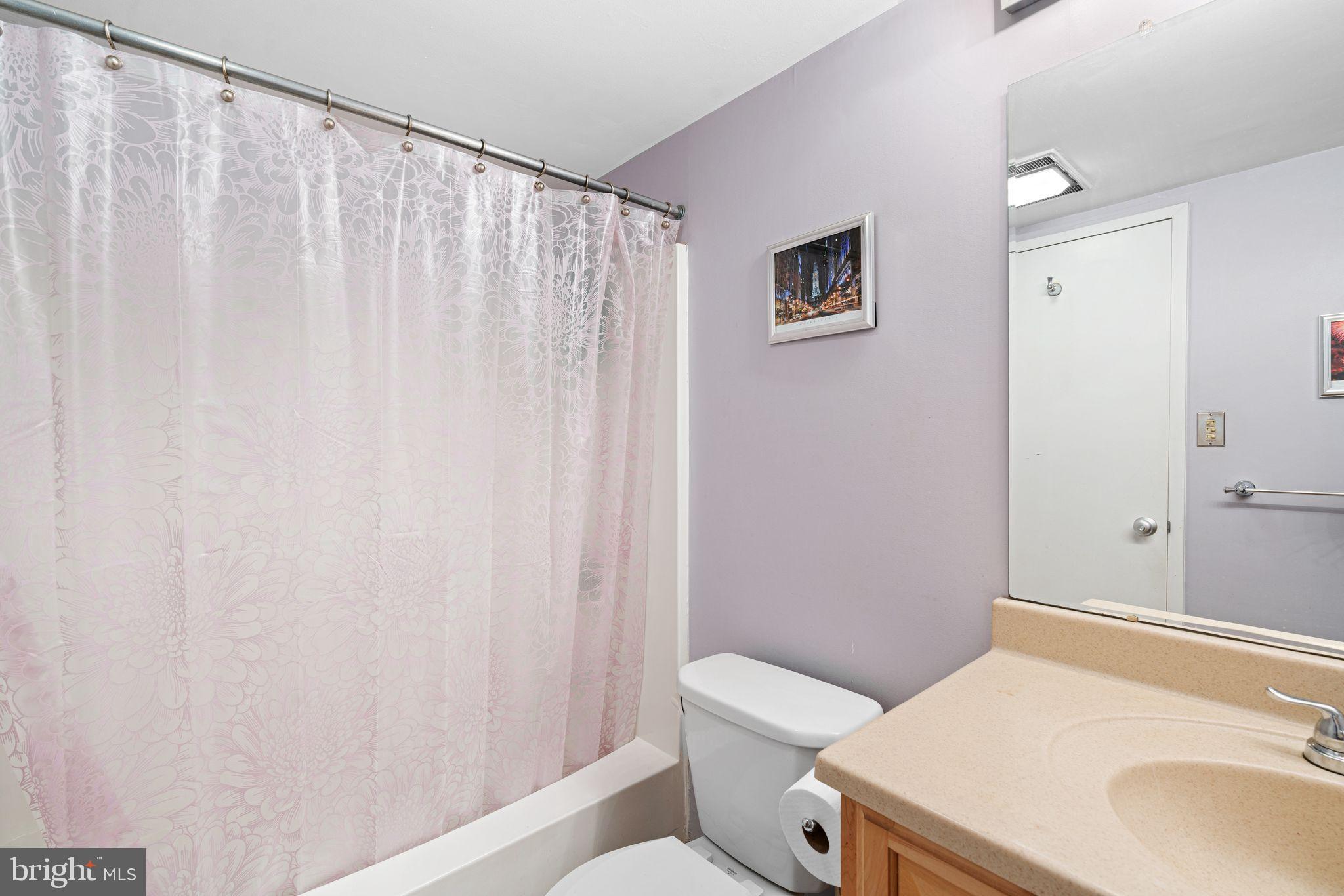 ART MUSEUM AREA - Residential