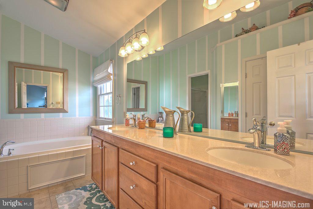 FAIRWINDS - Residential