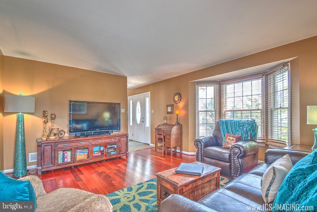 FAIRWINDS - Residential