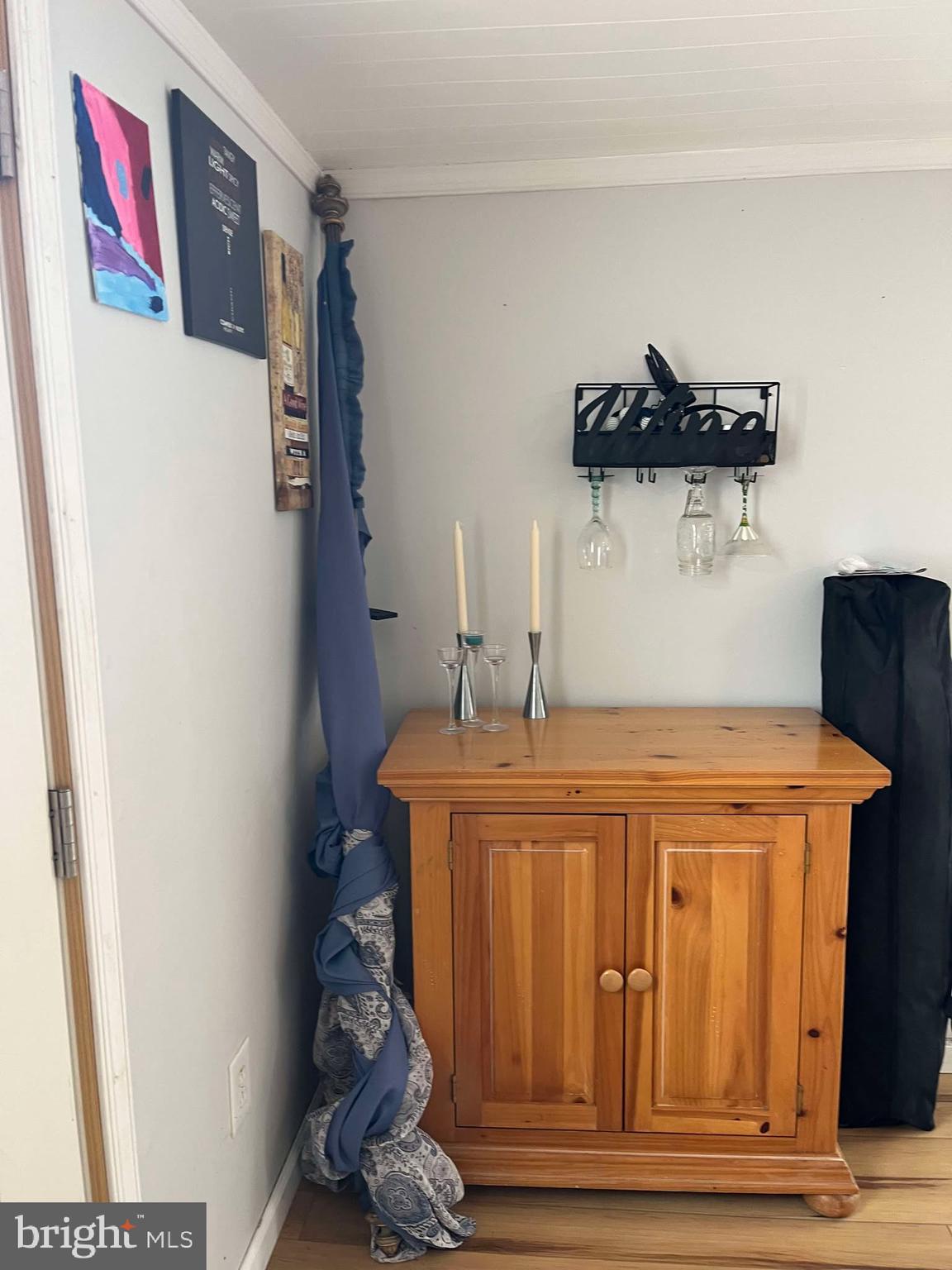 GOLDEN ACRES - Residential