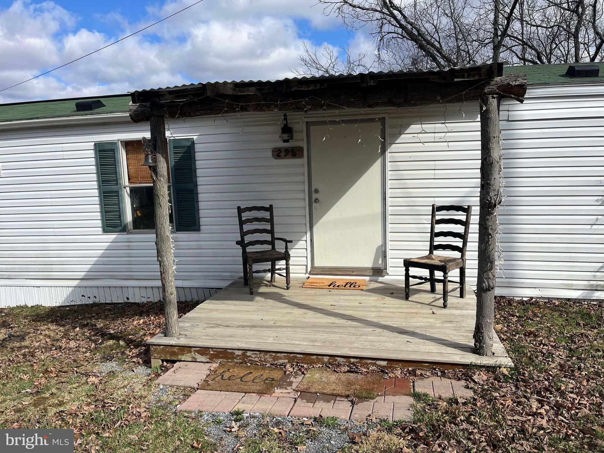 GOLDEN ACRES - Residential