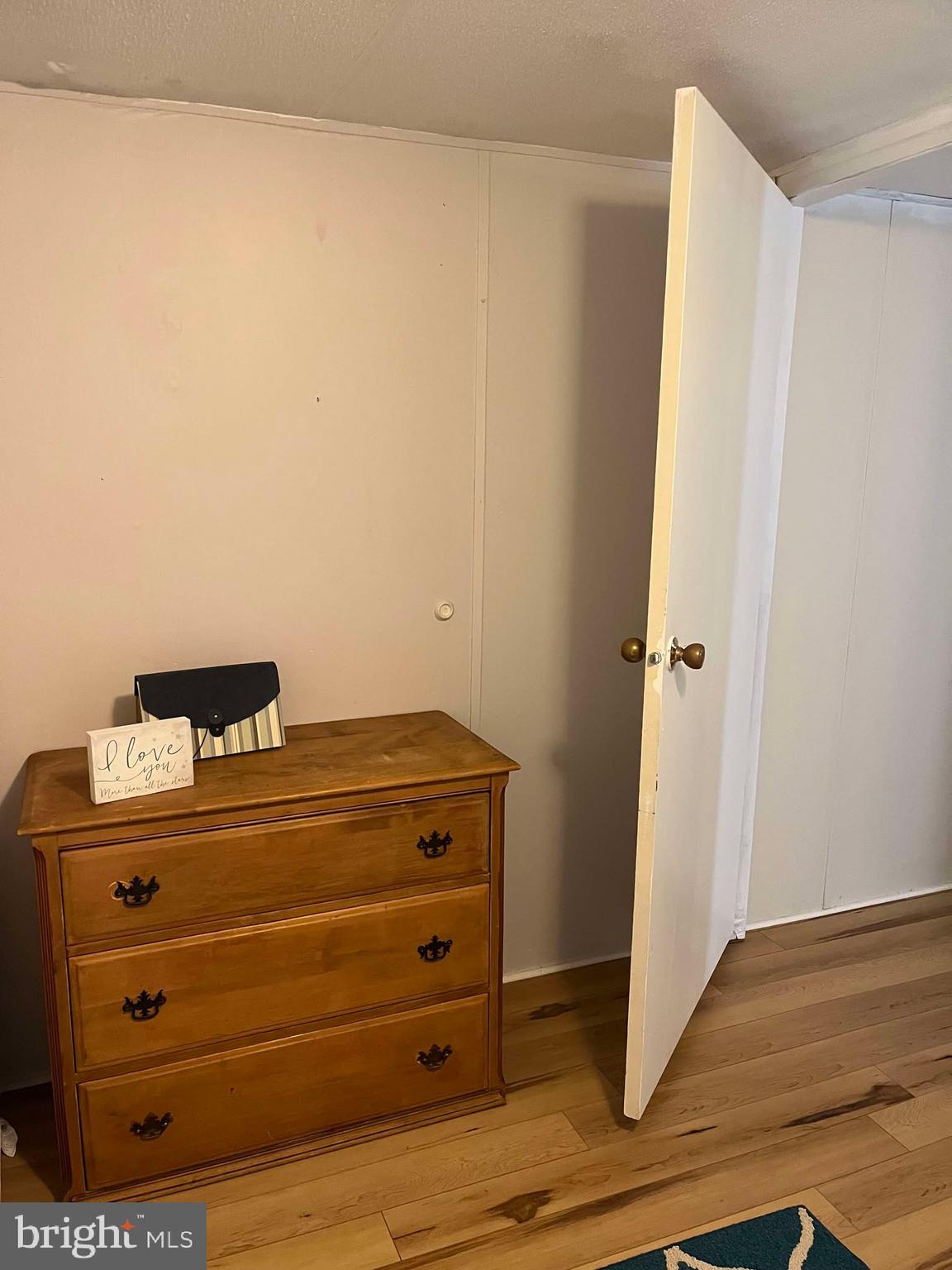 GOLDEN ACRES - Residential