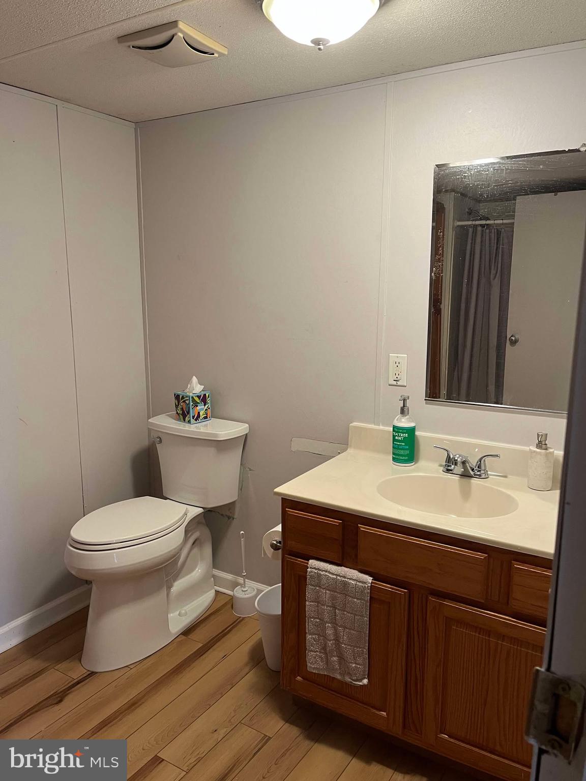 GOLDEN ACRES - Residential