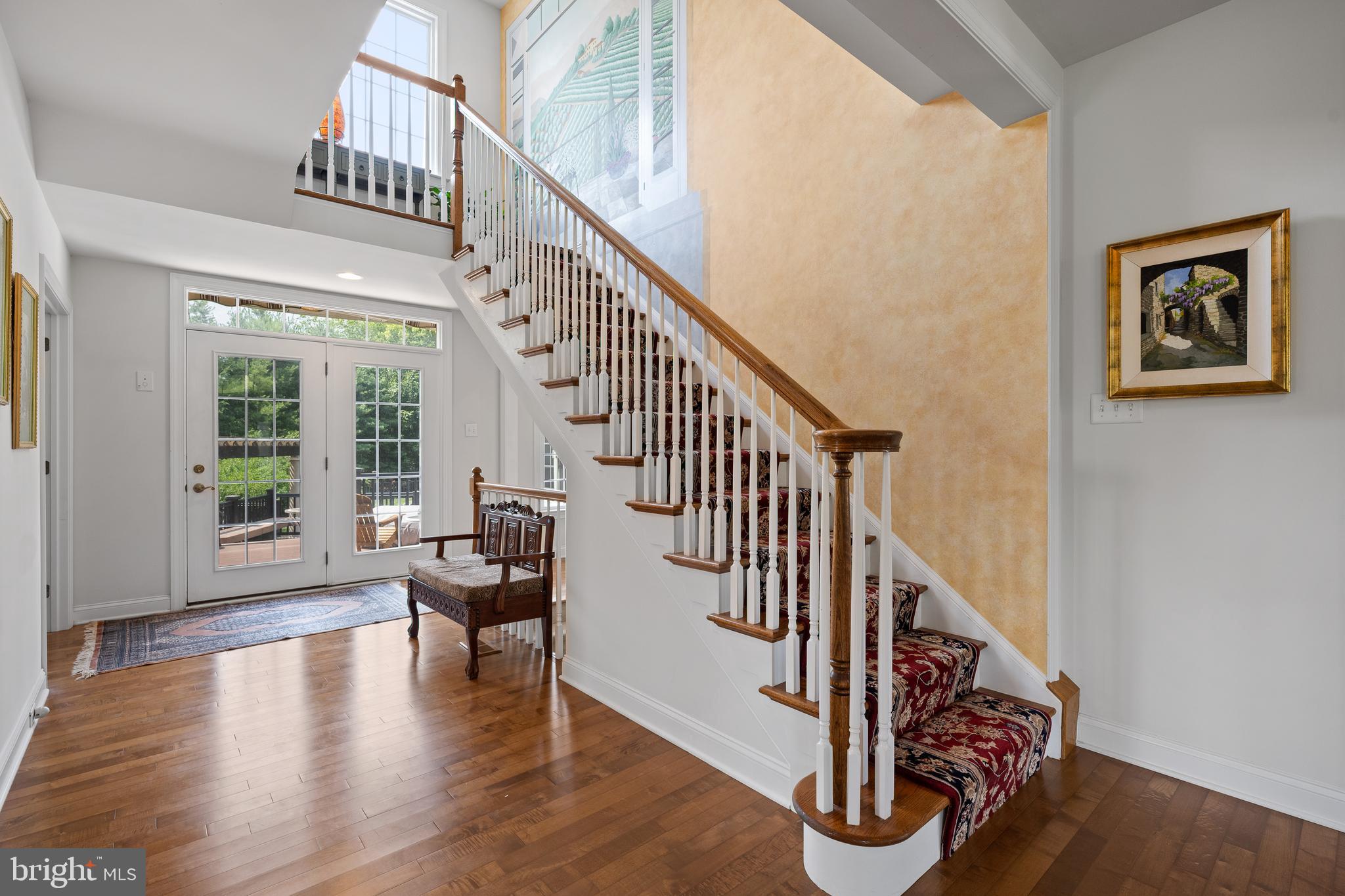 PONDVIEW - Residential