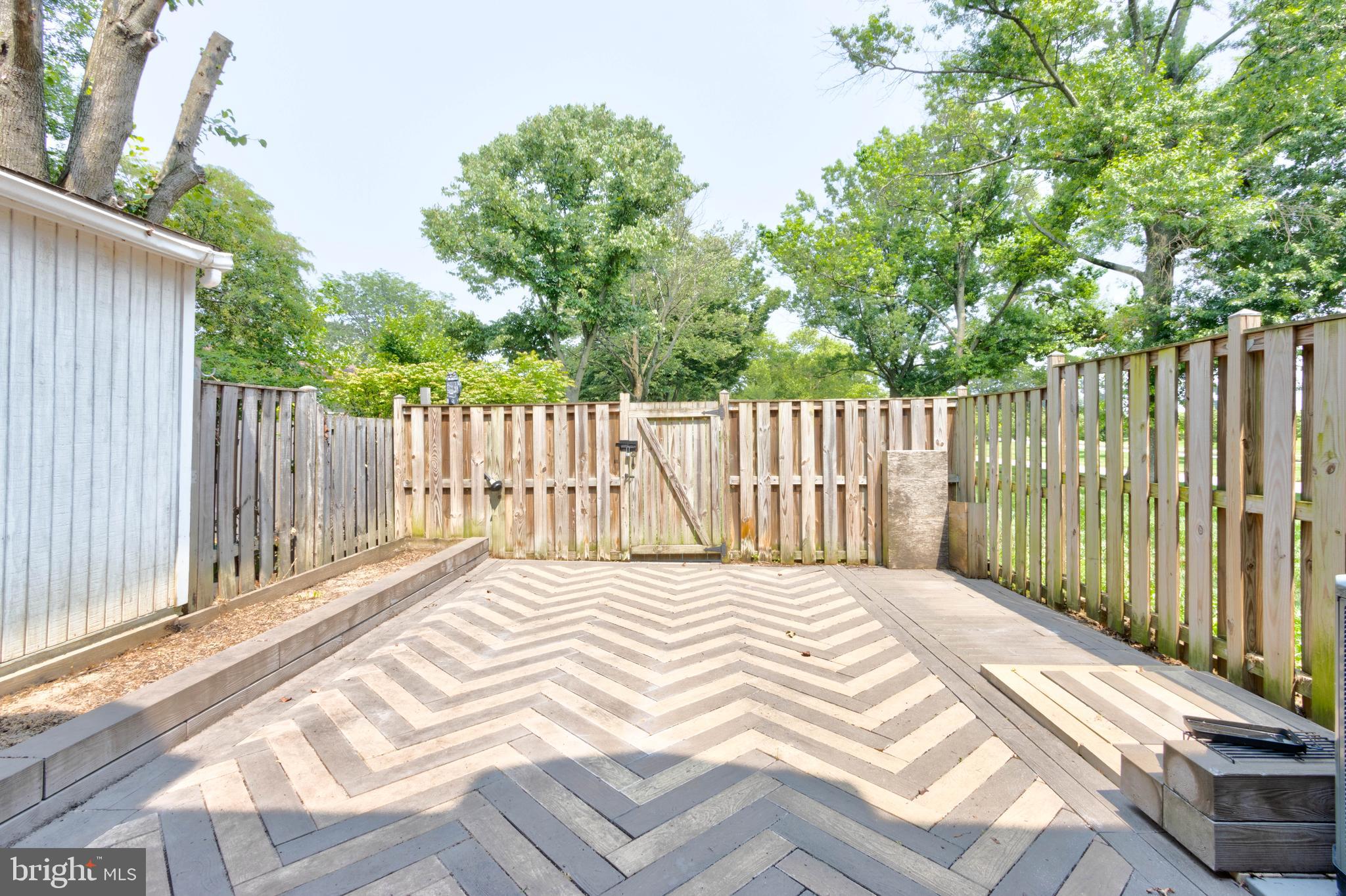 STRATHMORE - Residential Lease