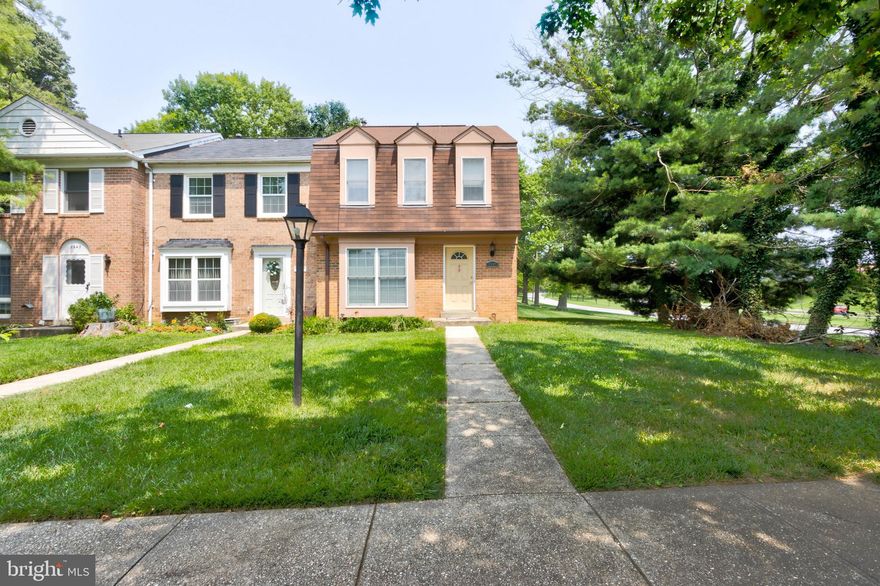 Ready to Move in Condition,  3 BR 2.5BA EOG Townhouse available Immediately to Rent .
Renovated and updated kitchen & All Bathrooms , and  hardwood floors on first level, professionally cleaned carpet upper level, newer windows.  Enjoy the spacious eat-in kitchen with SS appliances , granite counter top, a separate dining room, and a formal living room, 3 large bedrooms on upper level, primary bedroom with ensuite bathroom.  Large finished lower level, perfect relaxing area for the entire family plus a huge storage room.  Beautiful private 22' x 16' patio with a fenced yard.   
Great location: direct entry into subdivision from Little Patuxent Parkway, across from Howard County General Hospital, and near Howard County Community College. has to offer. 
** Required: GOOD RENTAL HISTORY & REFERENCE, CREDIT SCORE 690+, PROVIDE PROOF INCOME, NO PETS, NO SMOKING***  thank you