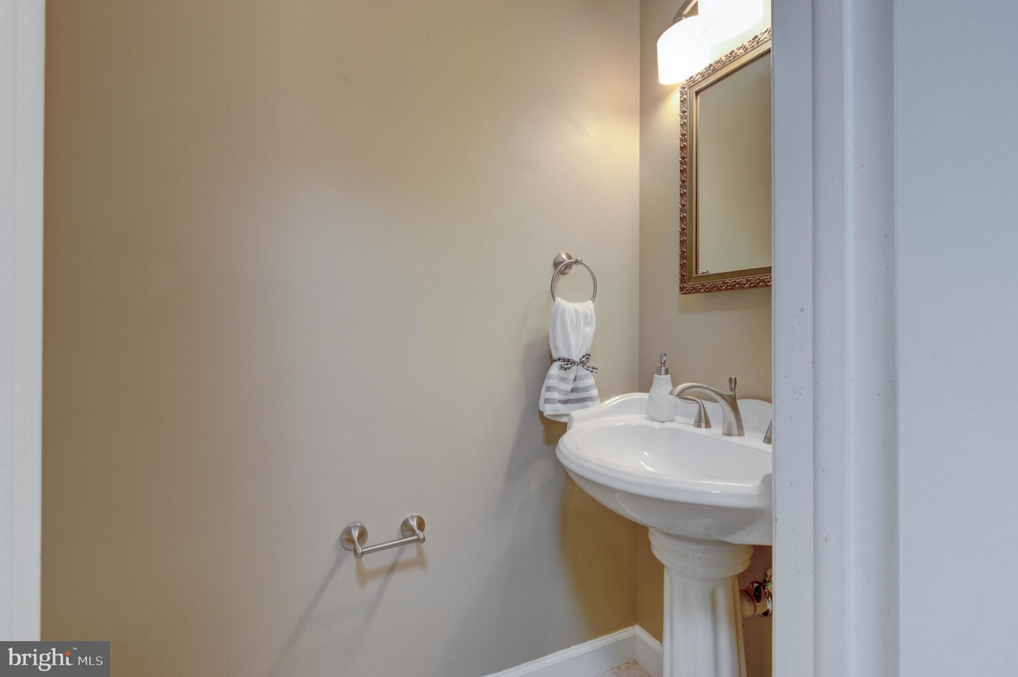 STRATHMORE - Residential Lease