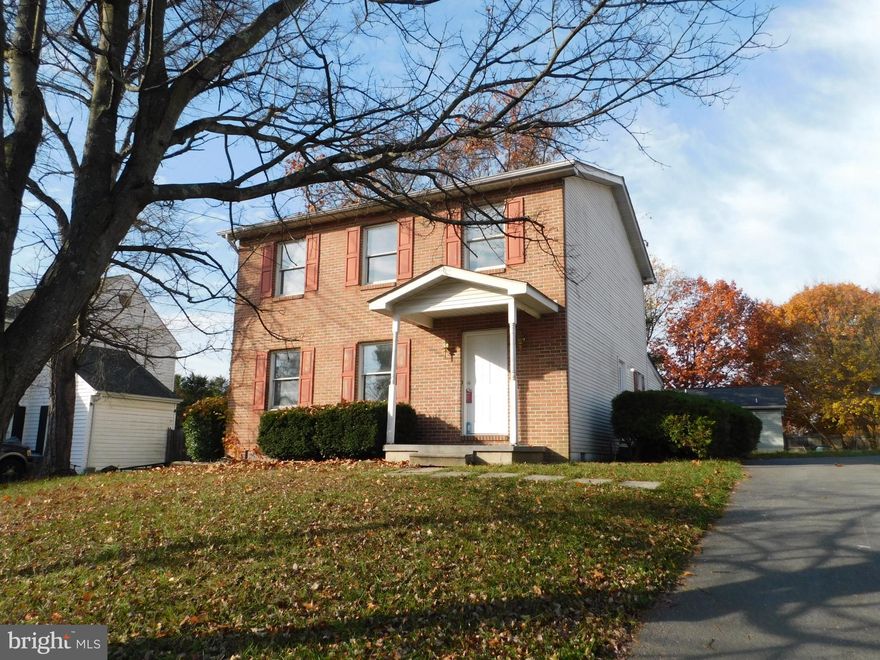 3 bedroom, 2 1/2 bath 2 story single family house on the east side of Winchester!  Near major commuter routes - Route 7, 340, 50, I-81, I-66.  Newly painted interior! New carpeting upstairs! Paved driveway, Newly redone large rear deck with secure storage.  Living room, large kitchen / dining with appliances and access to deck.  Laundry and 1/2 bath with storage on main level.  Master bedroom has full bath.  Small pet may be considered with approved application and $500NRPF  Owner is licensed Realtor in VA
