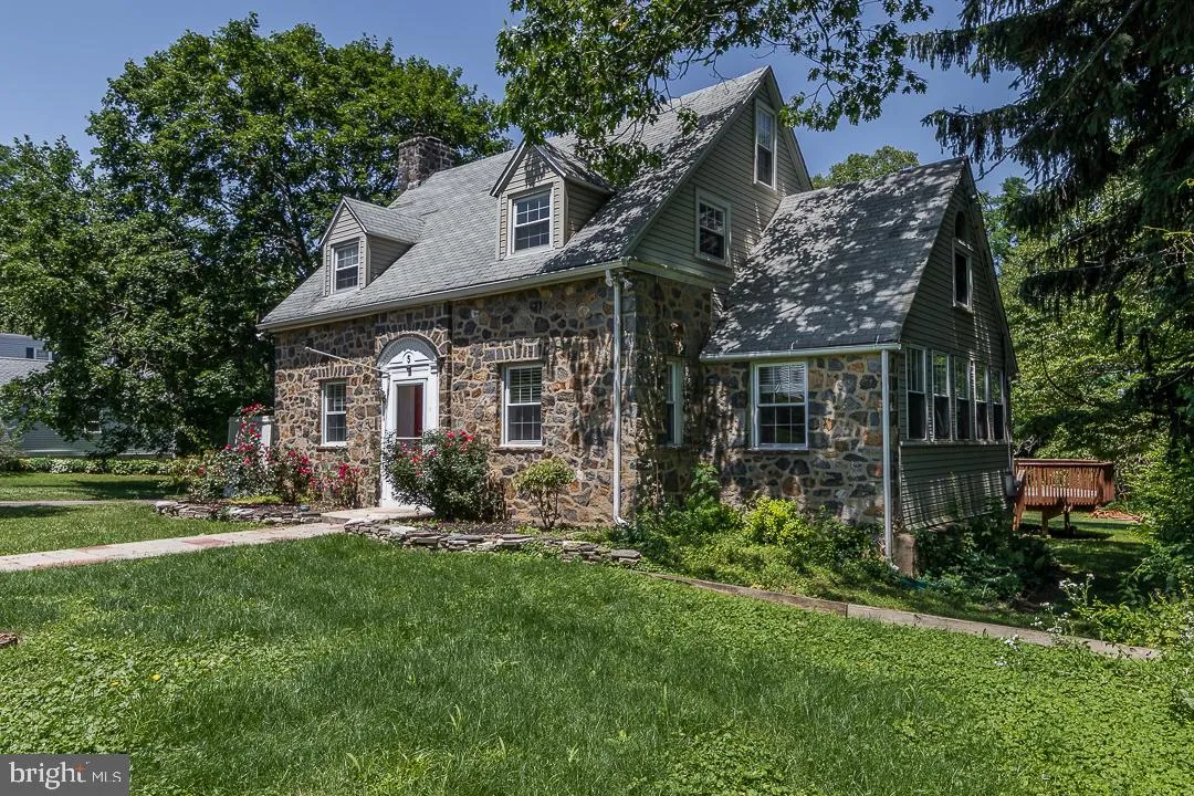 5 Lindsey Place, Wilmington, DE 19809