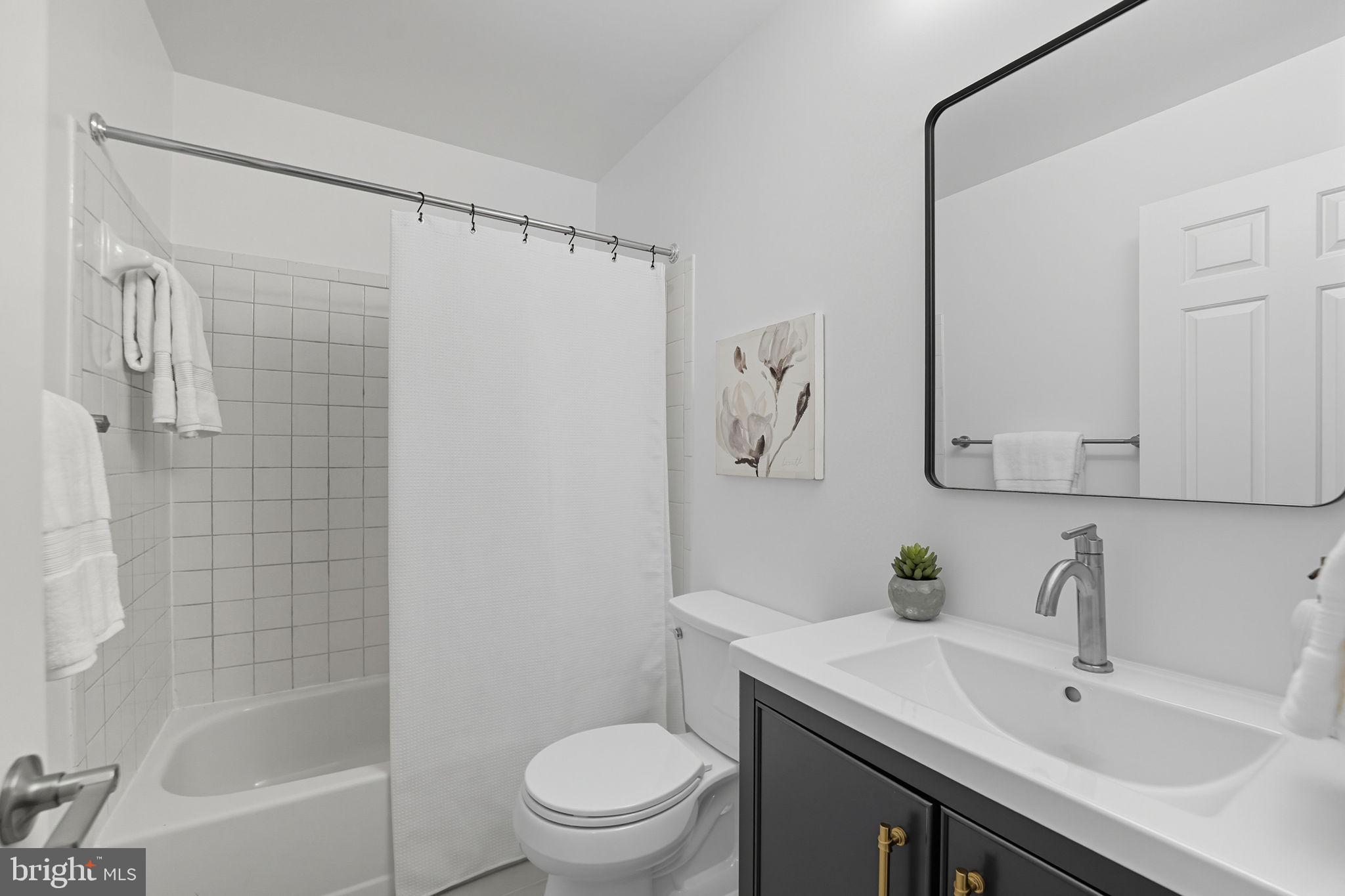 GEORGE MASON FOREST - Residential