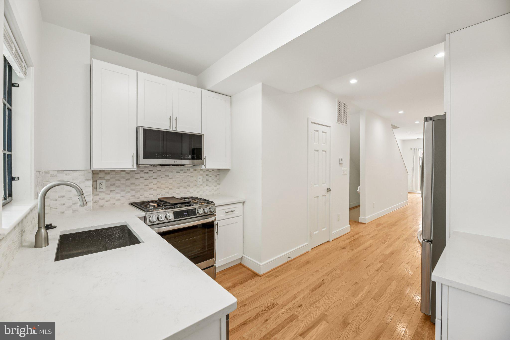 CLIFTON PARK - Residential