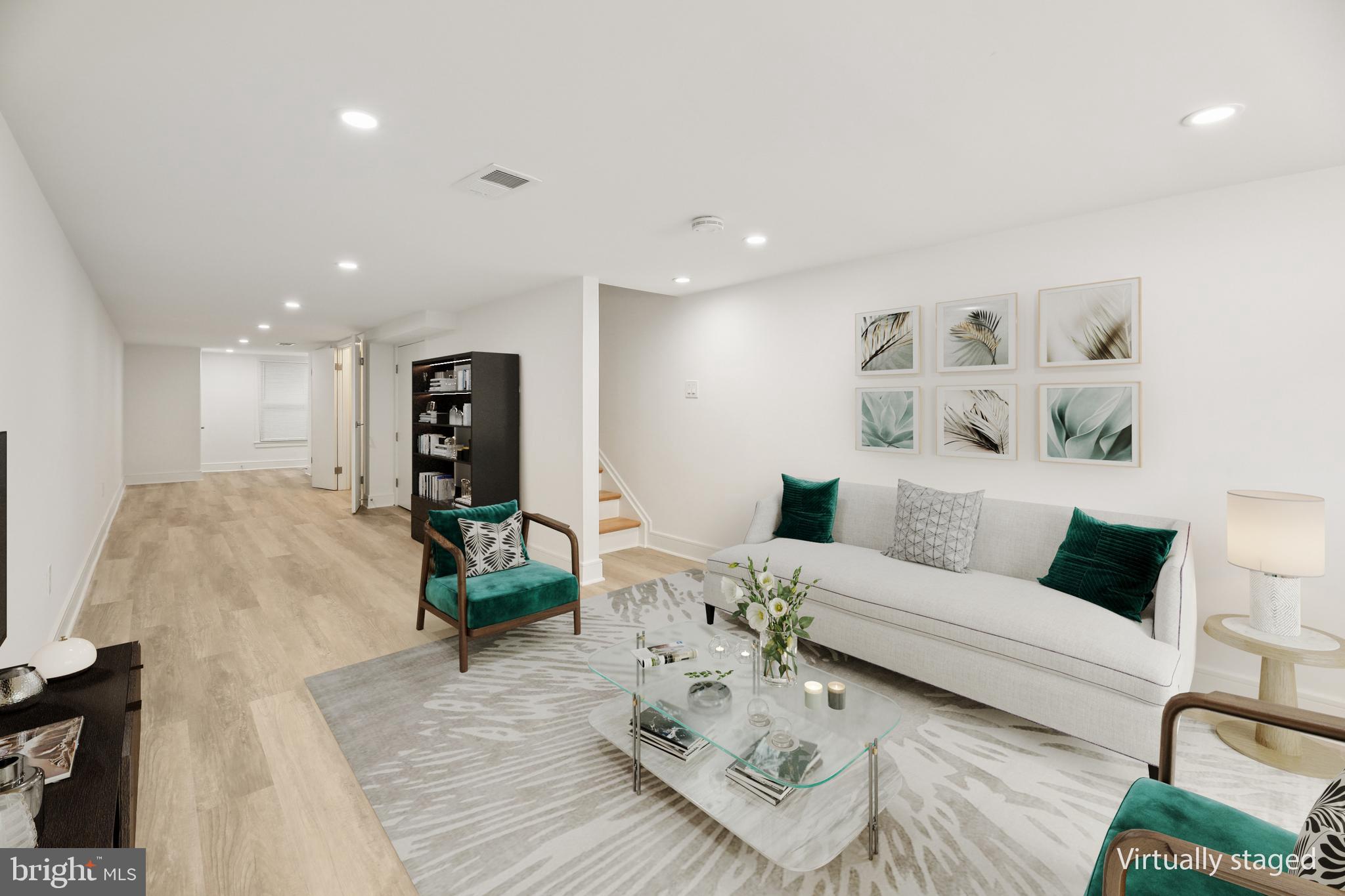 CLIFTON PARK - Residential
