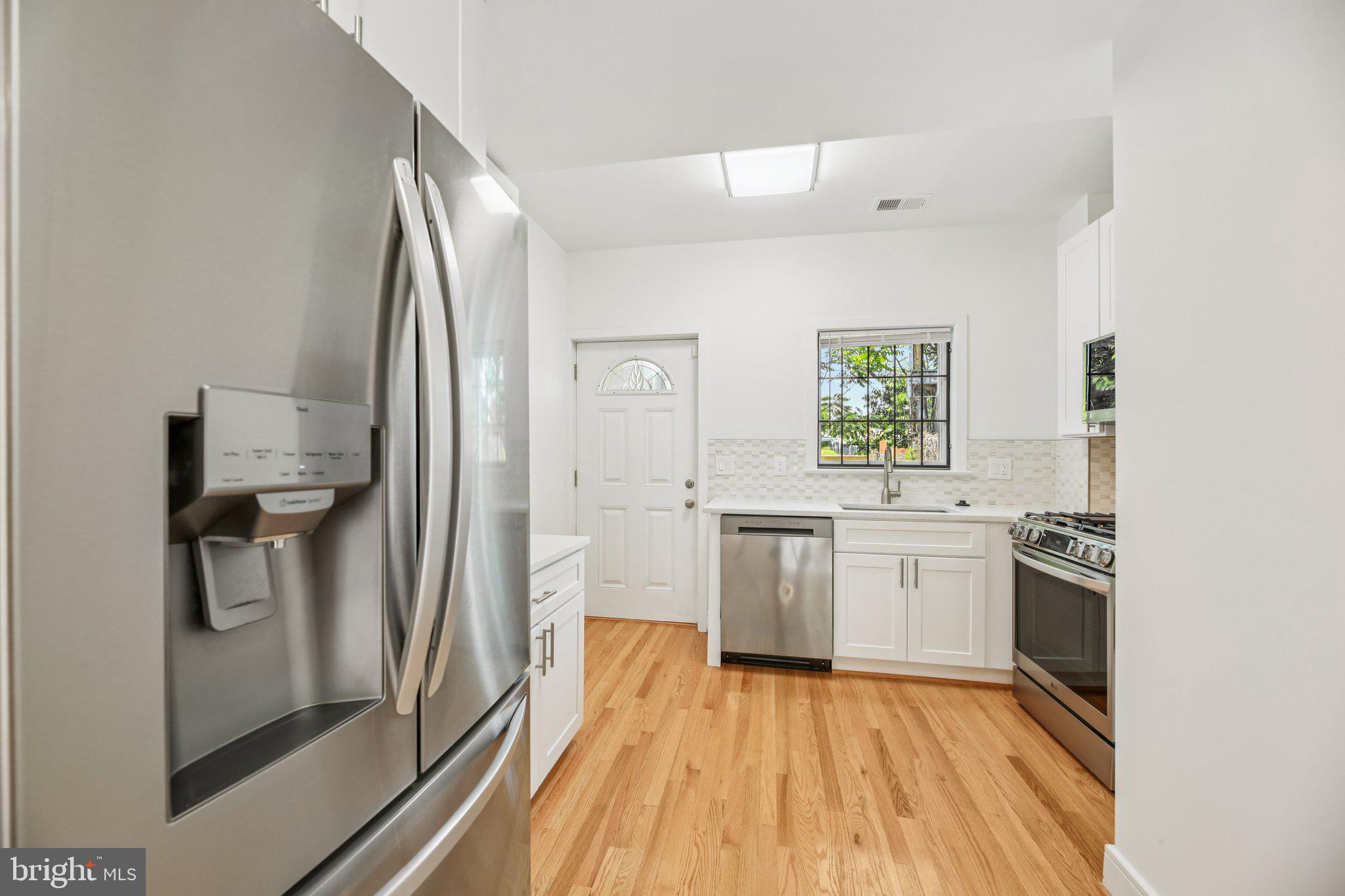 CLIFTON PARK - Residential