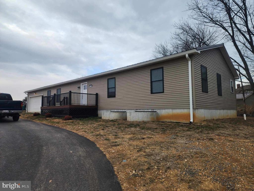 Photo of 235 Hickory Dr, CHAMBERSBURG, PA 17202 (MLS # PAFL2032328)