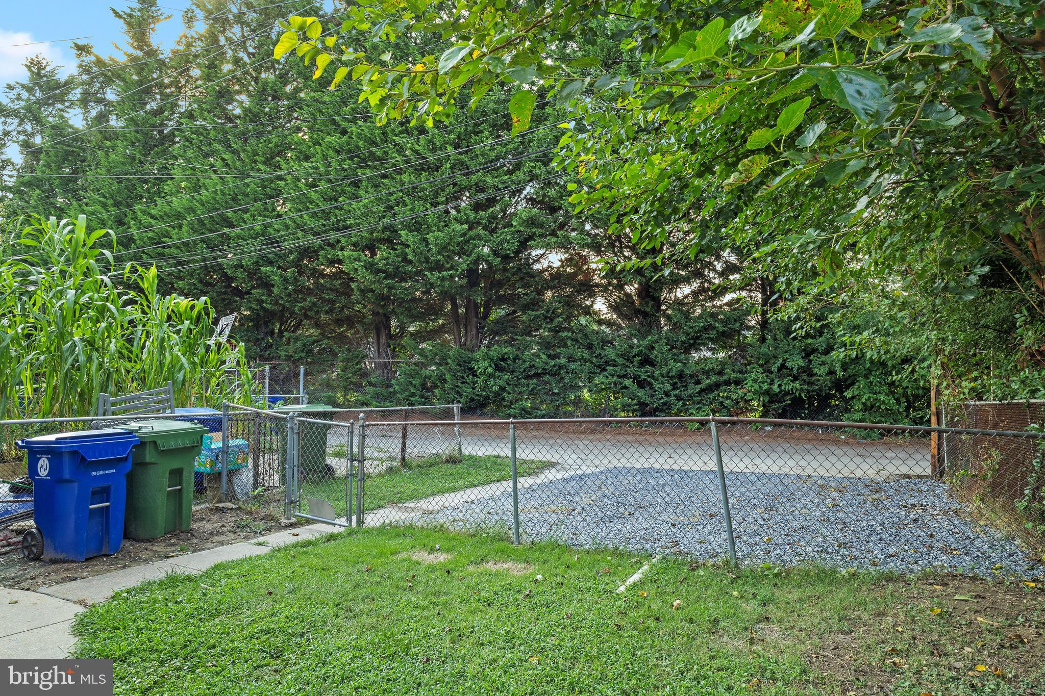 GRACELAND PARK - Residential