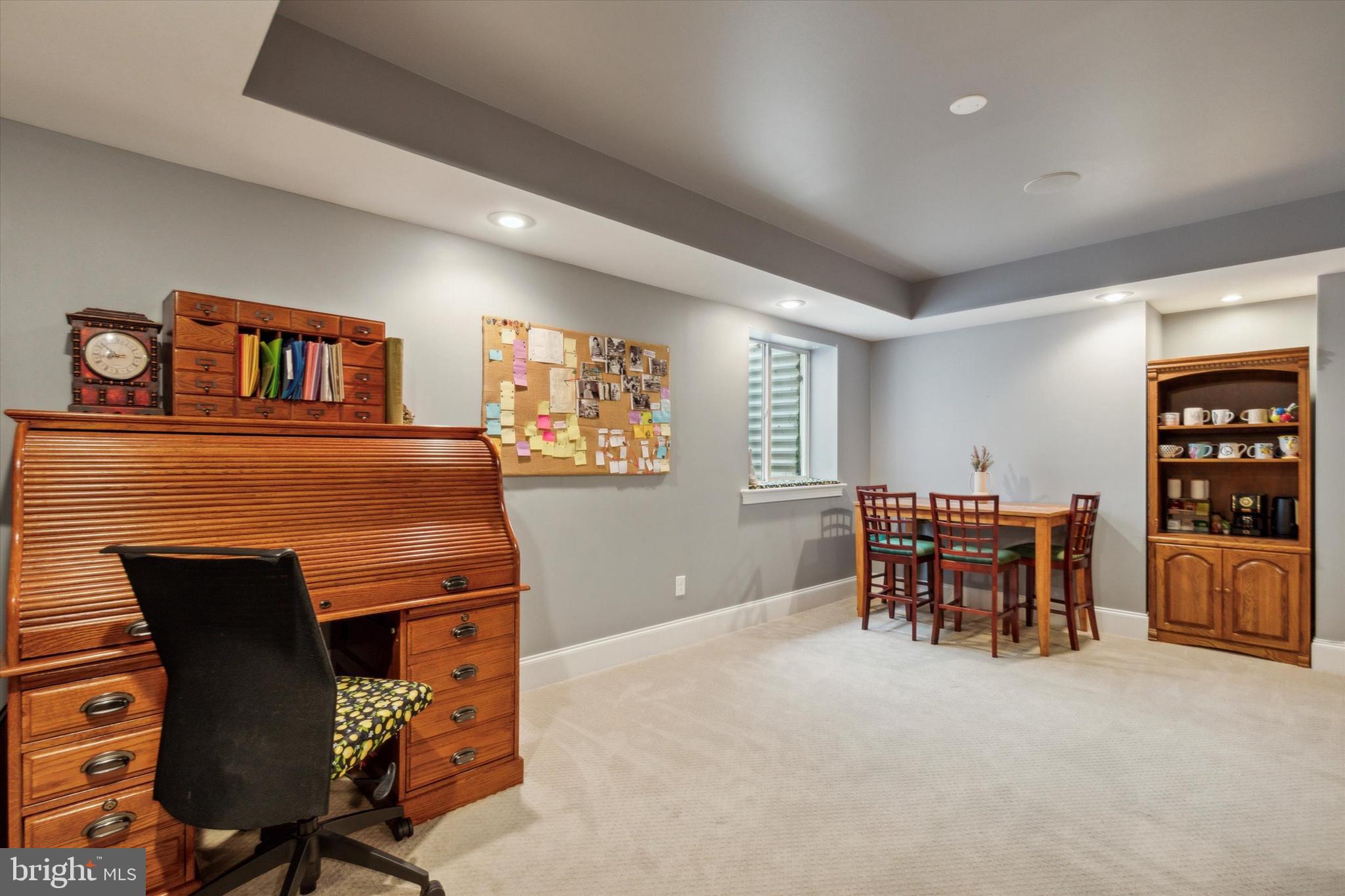 UPPER MOUNTAIN ESTS - Residential