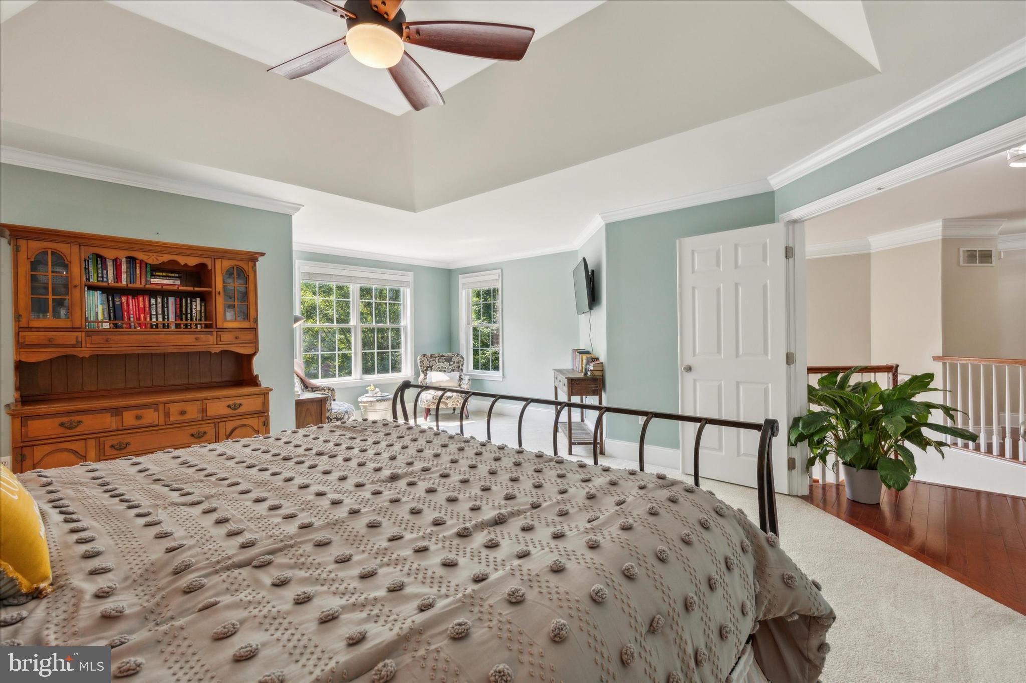 UPPER MOUNTAIN ESTS - Residential