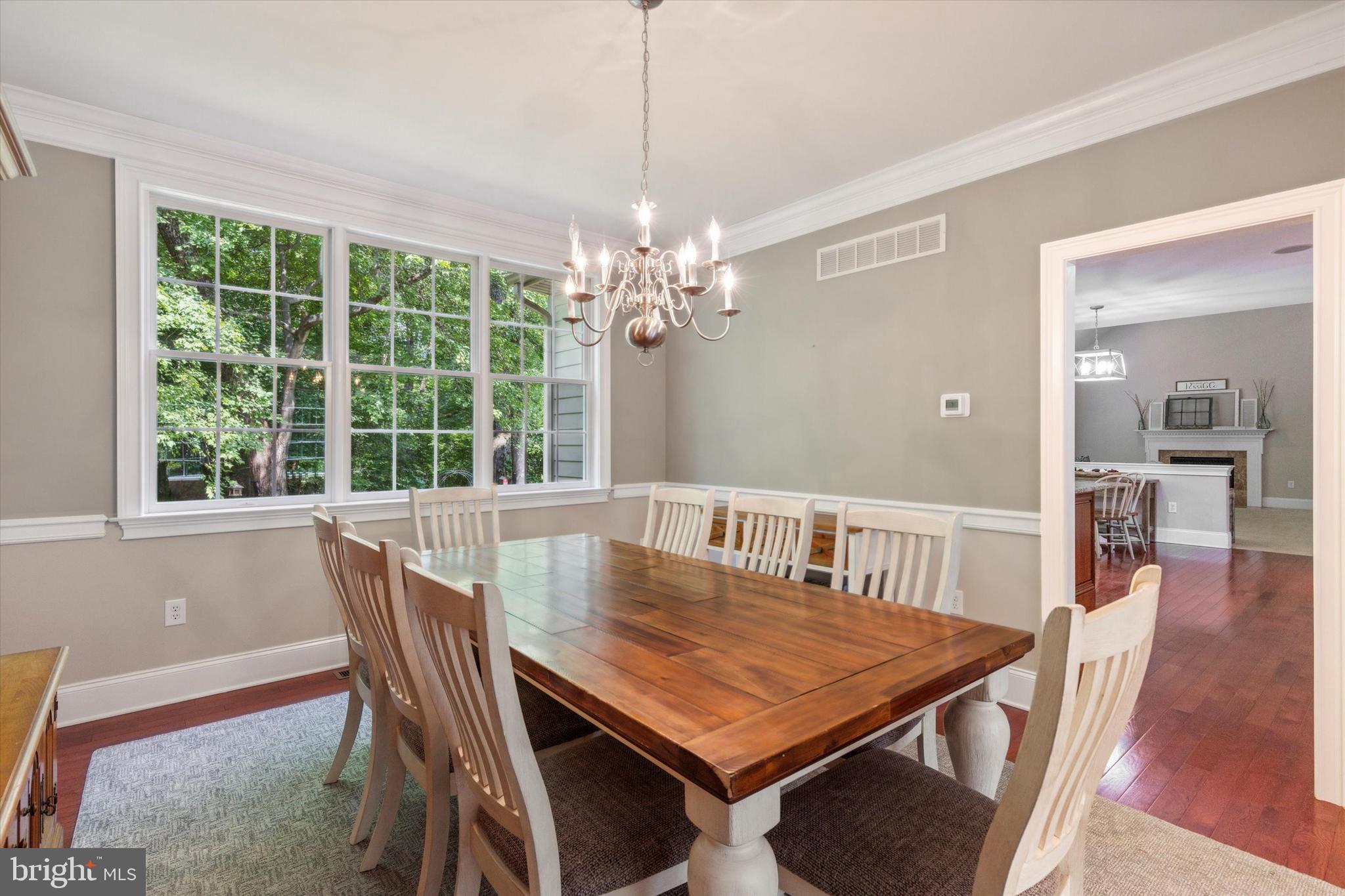 UPPER MOUNTAIN ESTS - Residential