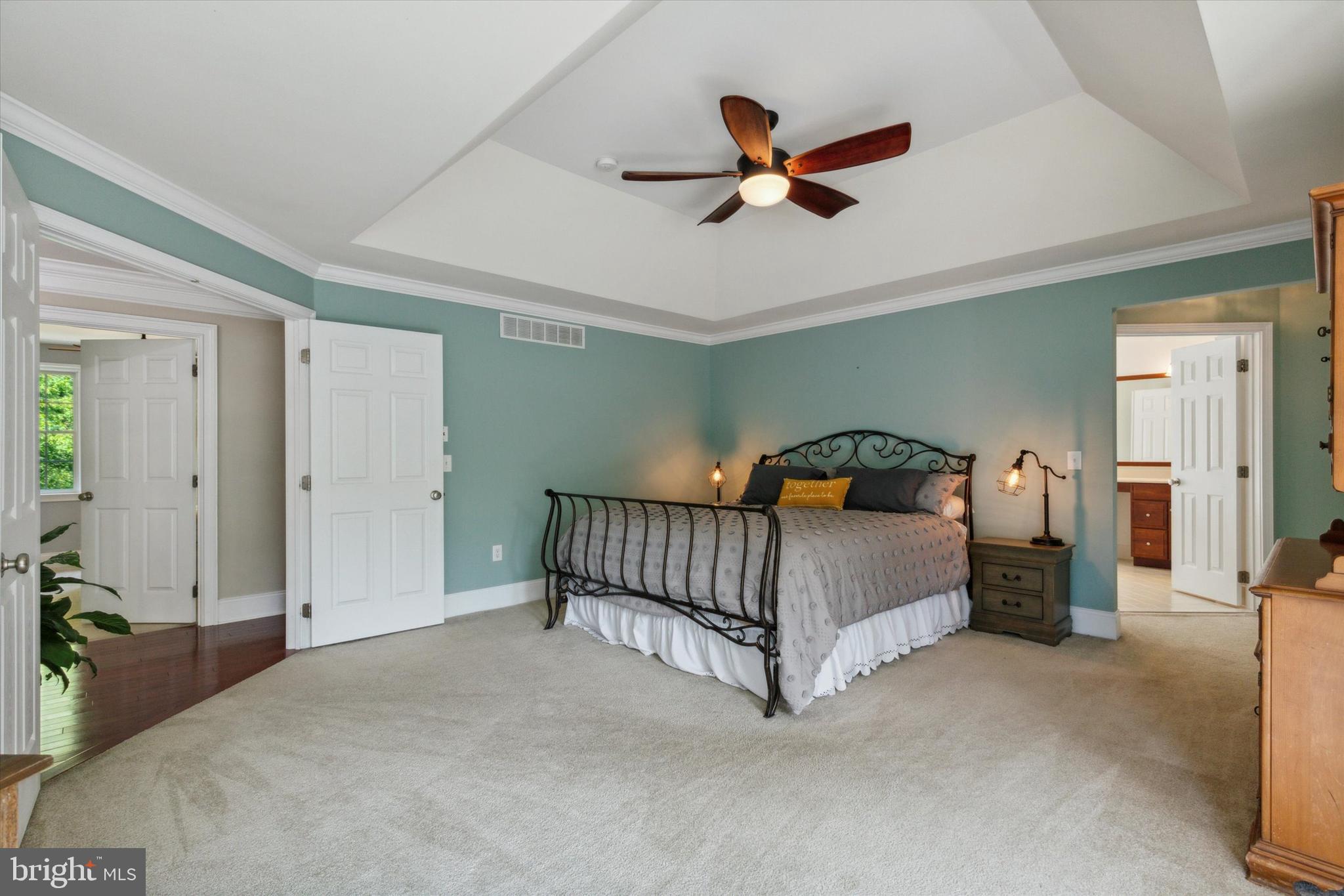 UPPER MOUNTAIN ESTS - Residential