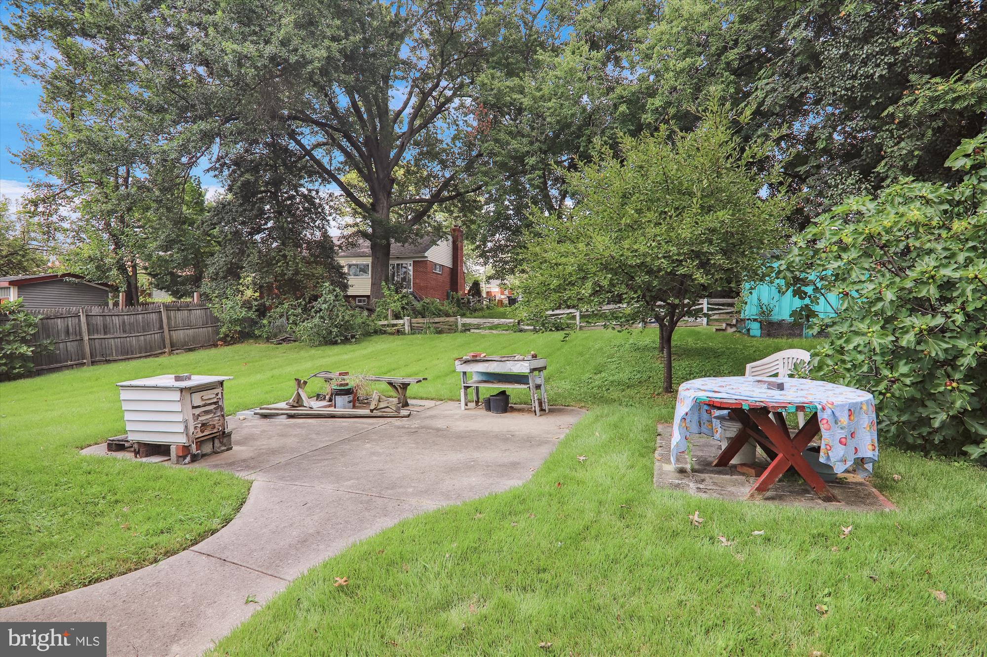 ADELPHI HEIGHTS - Residential