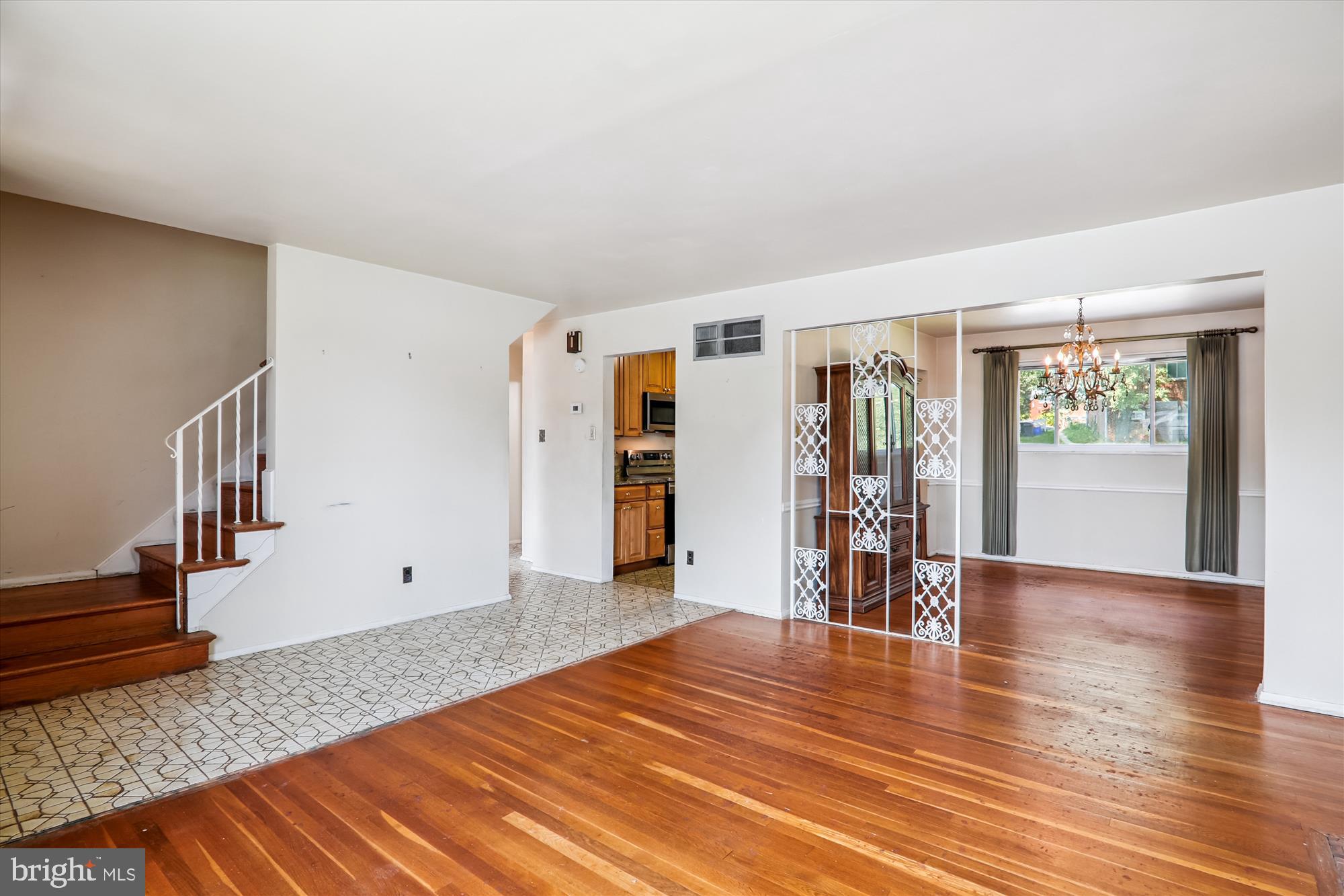 ADELPHI HEIGHTS - Residential